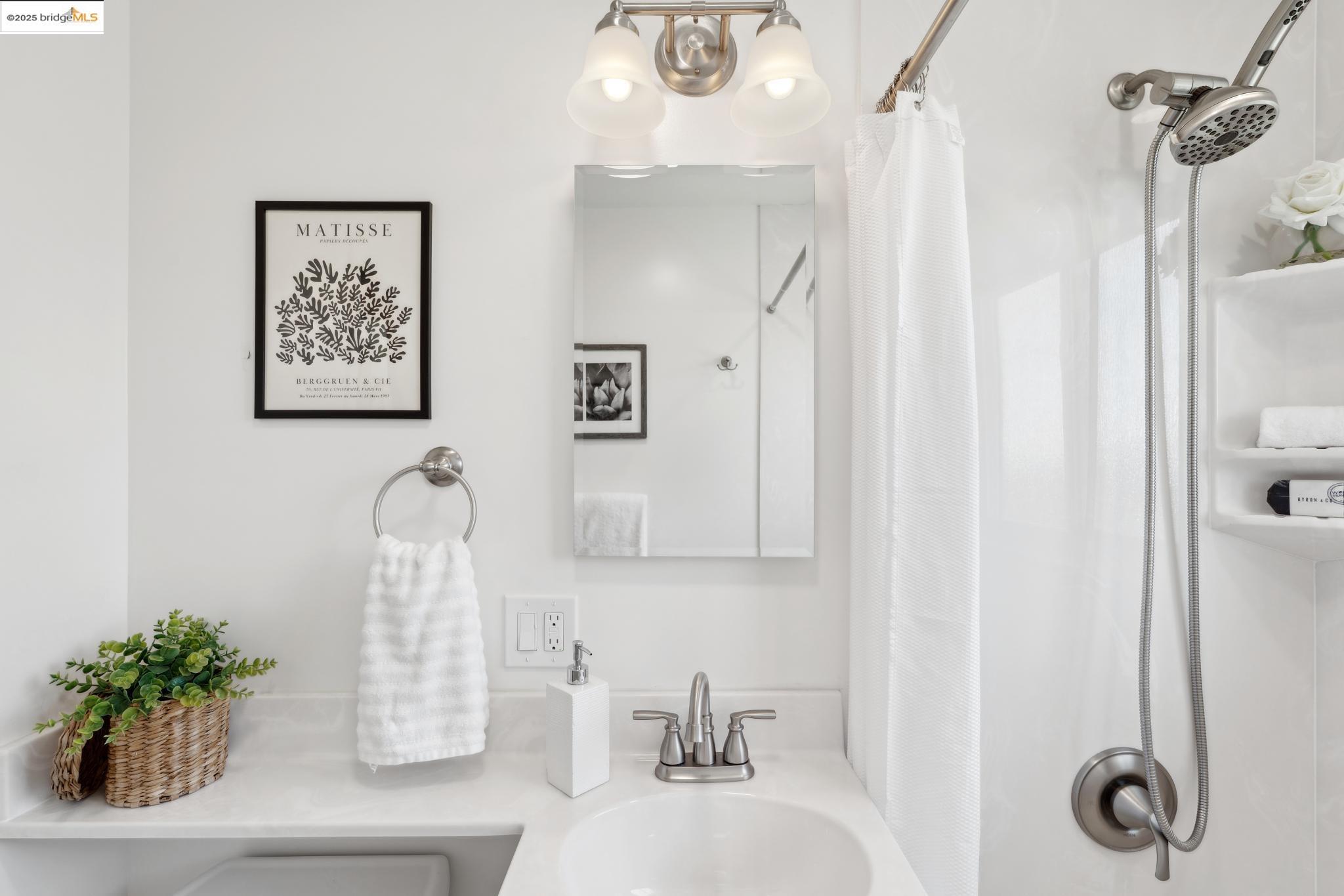 Detail Gallery Image 52 of 60 For 17781 Mayflower Dr, Castro Valley,  CA 94546 - 3 Beds | 2/1 Baths