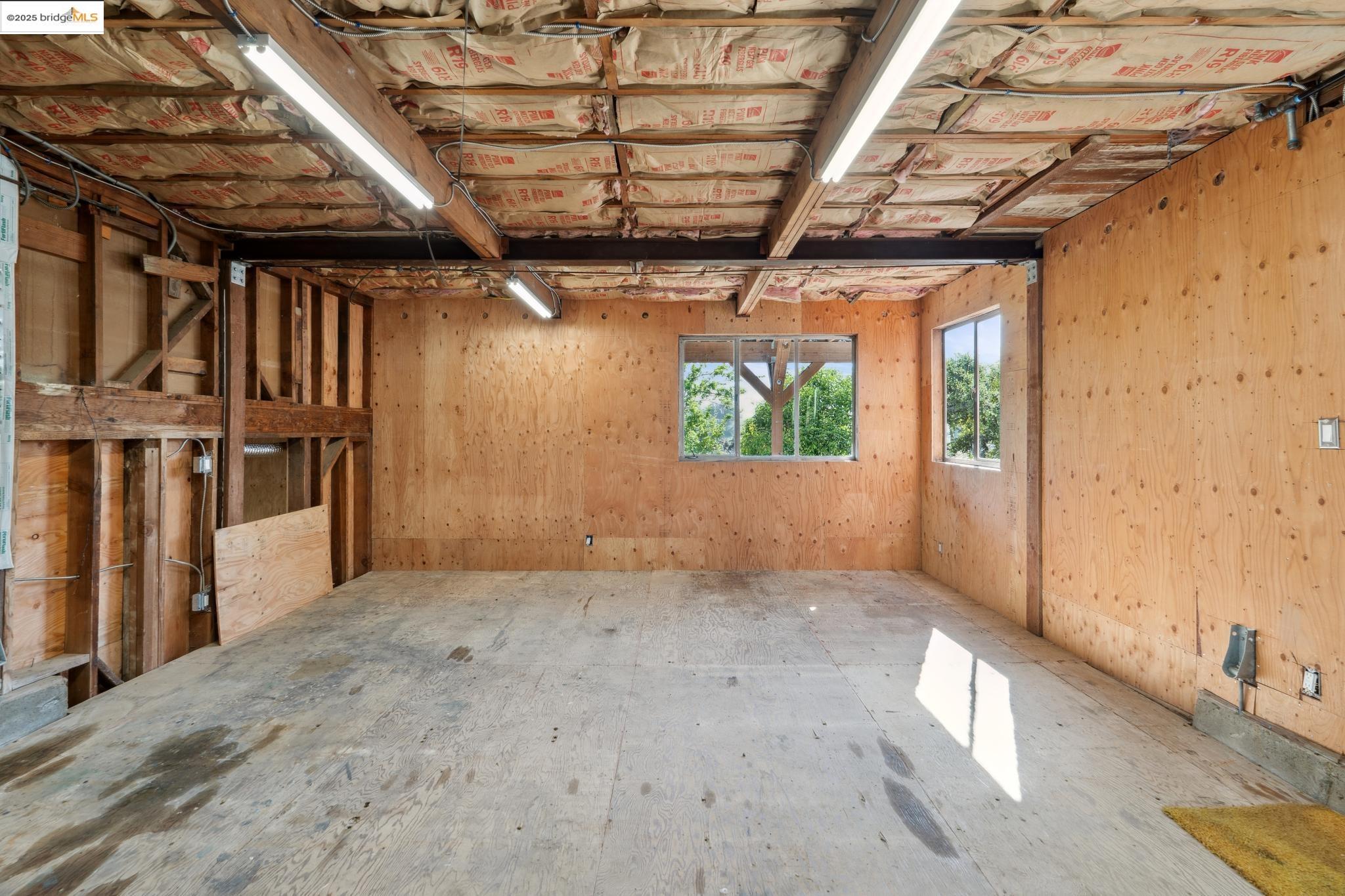 Detail Gallery Image 54 of 60 For 17781 Mayflower Dr, Castro Valley,  CA 94546 - 3 Beds | 2/1 Baths