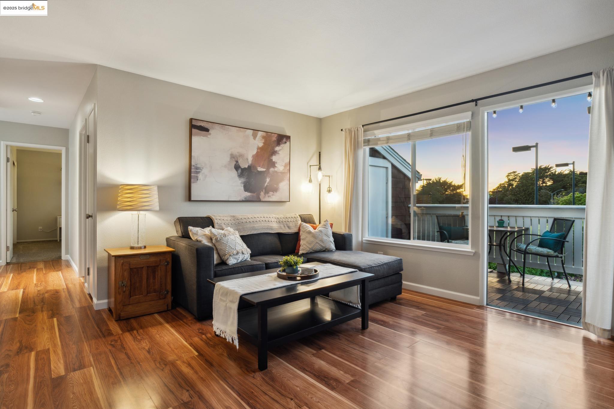 Photo #2: 41097783 Listing 