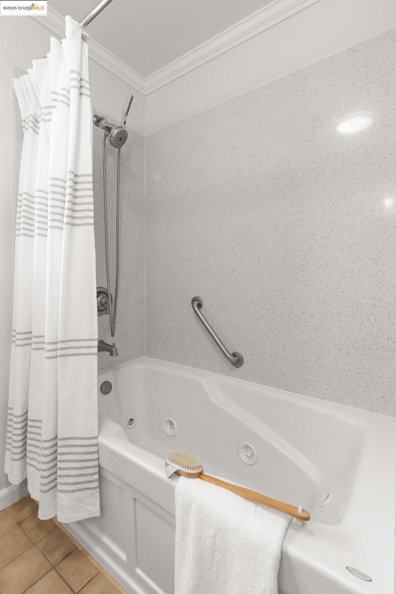 Detail Gallery Image 39 of 60 For 6259 Leona St, Oakland,  CA 94605 - 4 Beds | 2/2 Baths