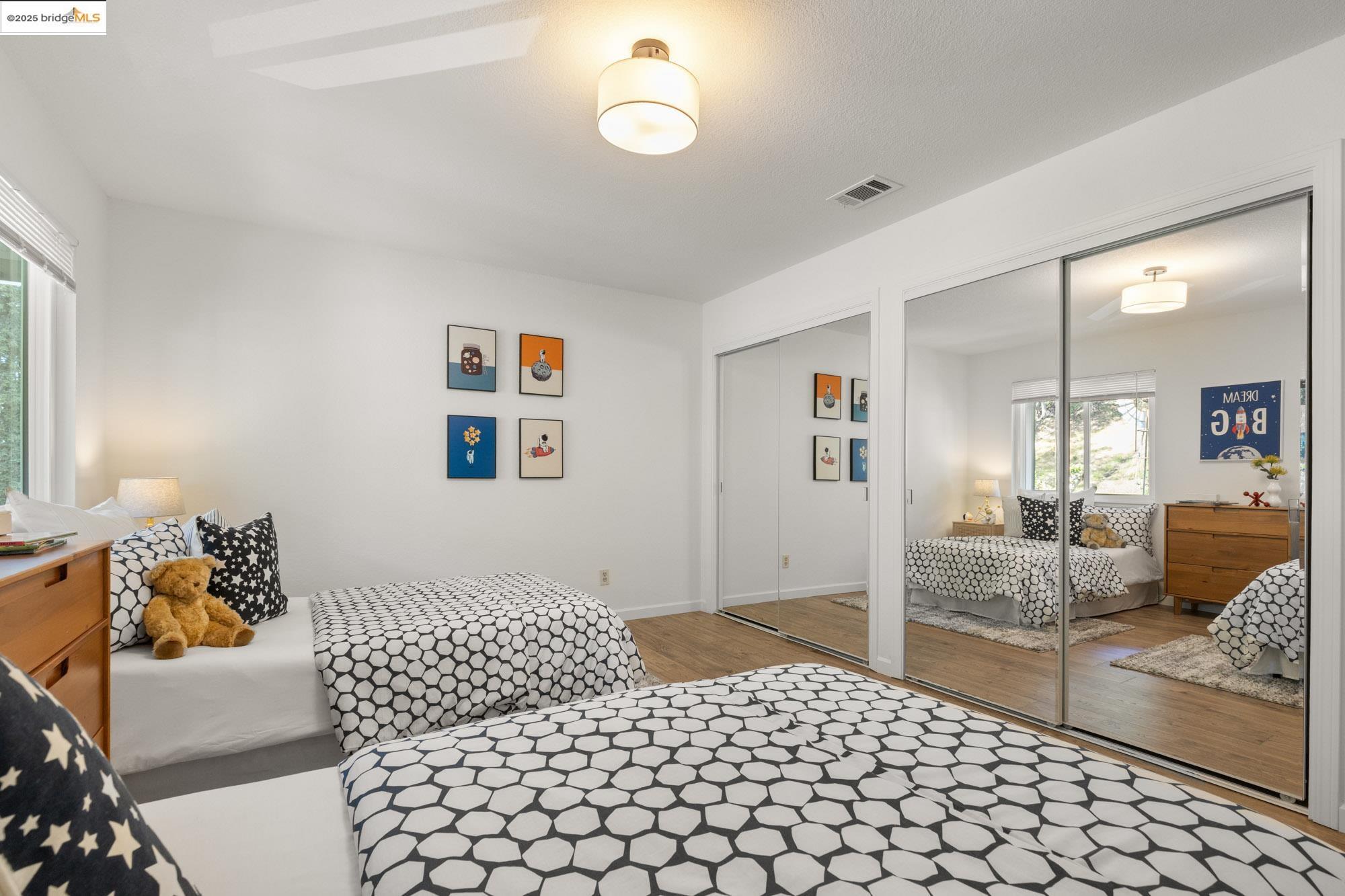 Detail Gallery Image 43 of 60 For 6259 Leona St, Oakland,  CA 94605 - 4 Beds | 2/2 Baths