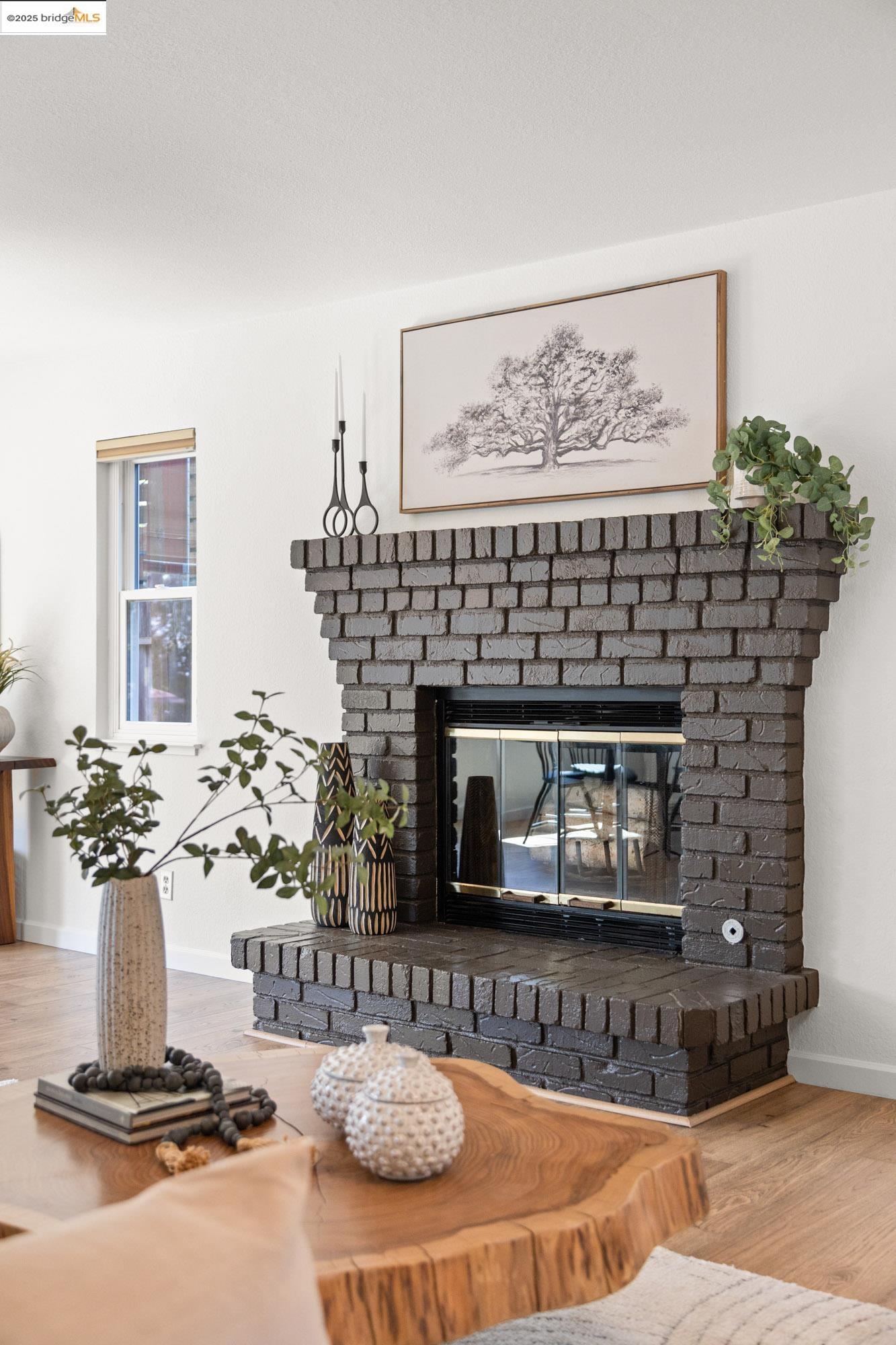 Detail Gallery Image 10 of 60 For 6259 Leona St, Oakland,  CA 94605 - 4 Beds | 2/2 Baths