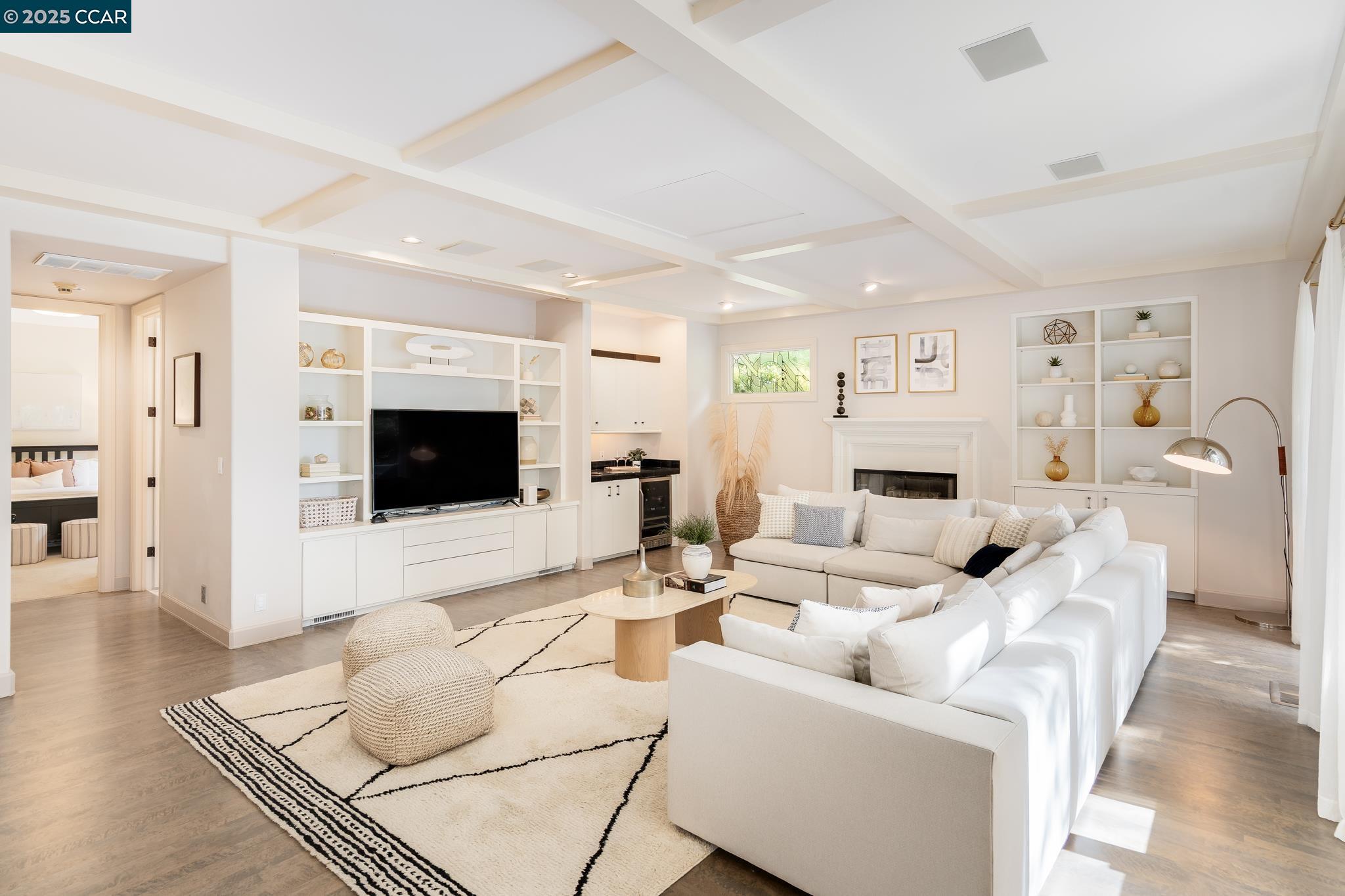Detail Gallery Image 24 of 46 For 3070 Stonegate Dr, Alamo,  CA 94507 - 4 Beds | 4/1 Baths