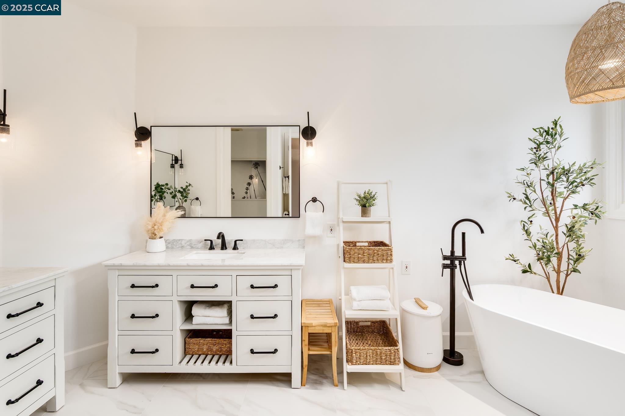 Detail Gallery Image 34 of 46 For 3070 Stonegate Dr, Alamo,  CA 94507 - 4 Beds | 4/1 Baths