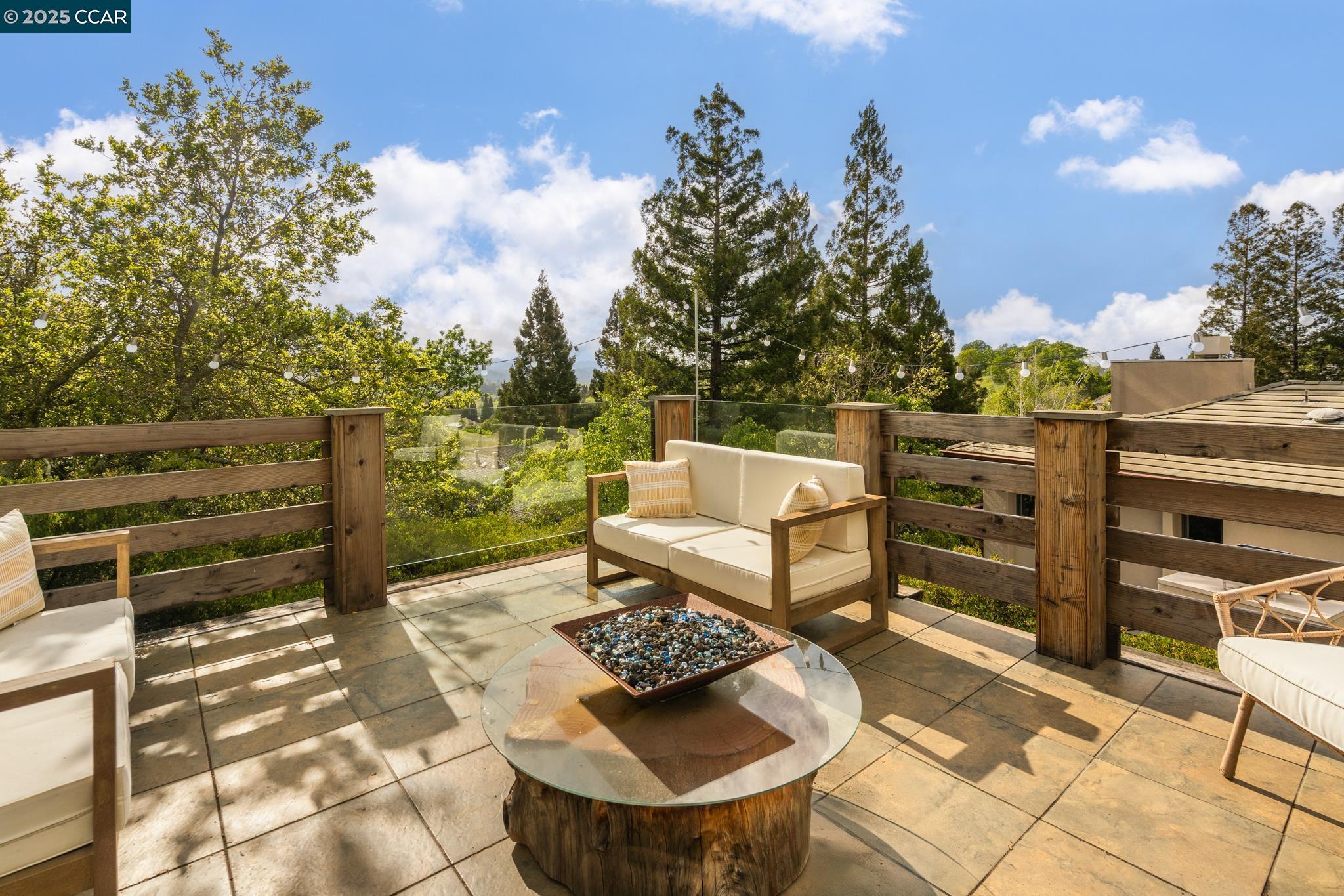 Detail Gallery Image 43 of 46 For 3070 Stonegate Dr, Alamo,  CA 94507 - 4 Beds | 4/1 Baths