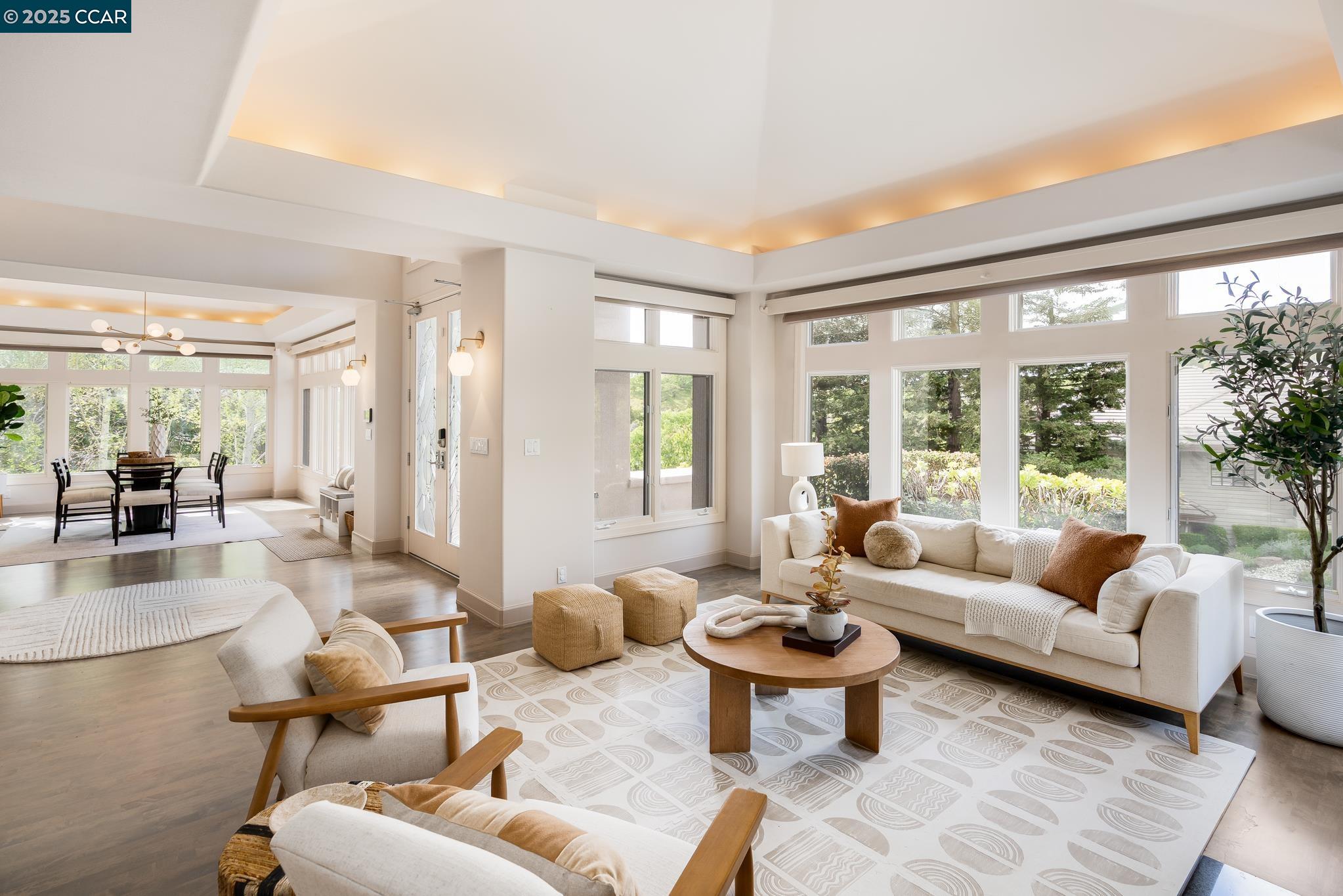 Detail Gallery Image 7 of 46 For 3070 Stonegate Dr, Alamo,  CA 94507 - 4 Beds | 4/1 Baths