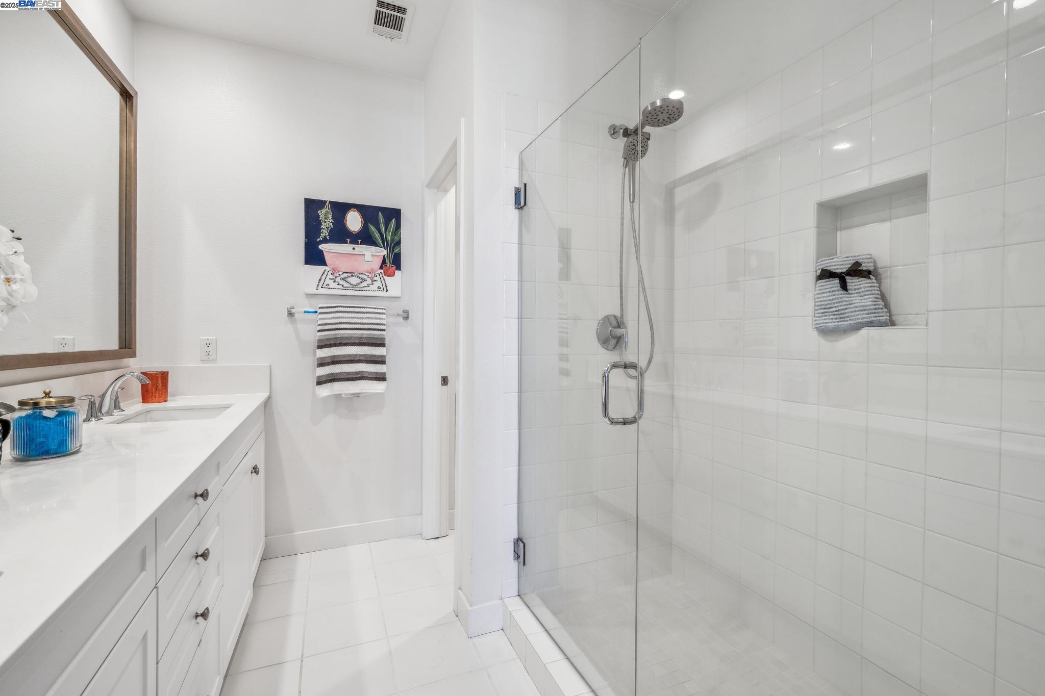 Photo #35: 41097788 Listing: Photo #35