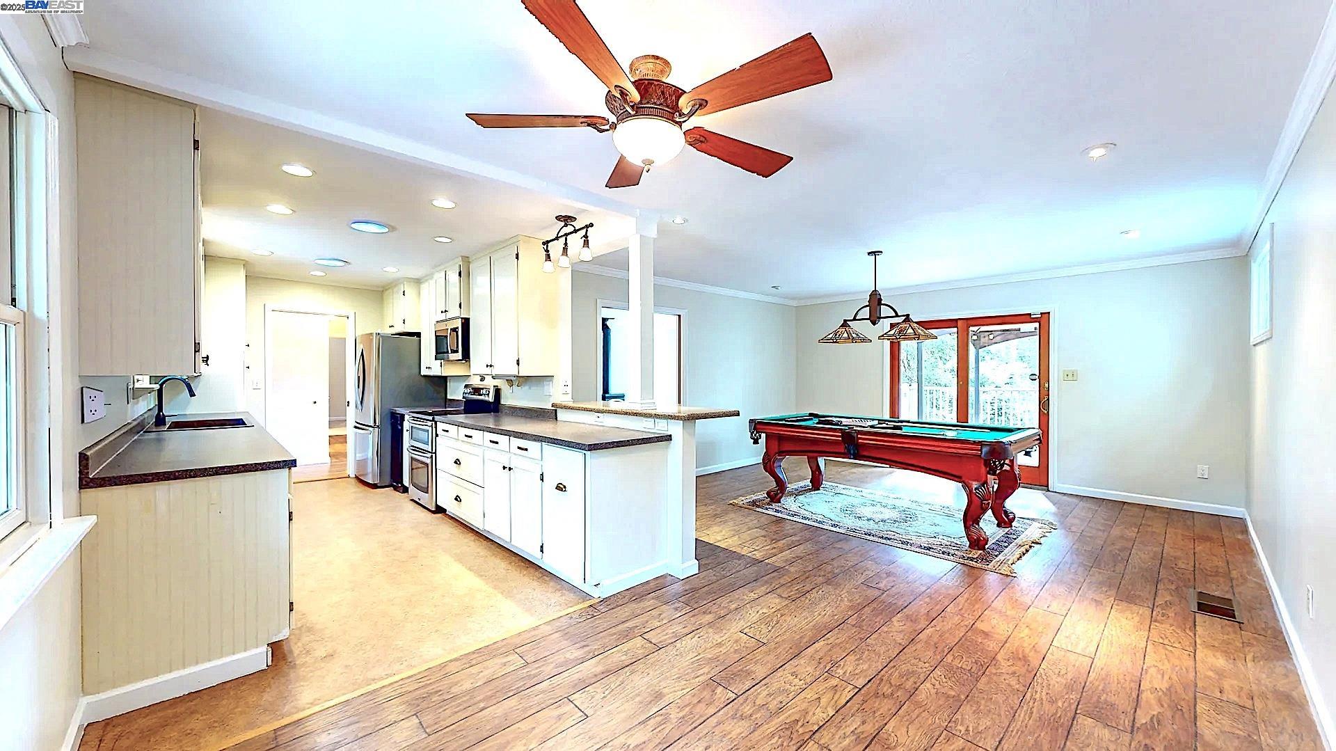 Detail Gallery Image 17 of 60 For 23357 Middle Camp Rd, Twain Harte,  CA 95383 - 3 Beds | 3 Baths