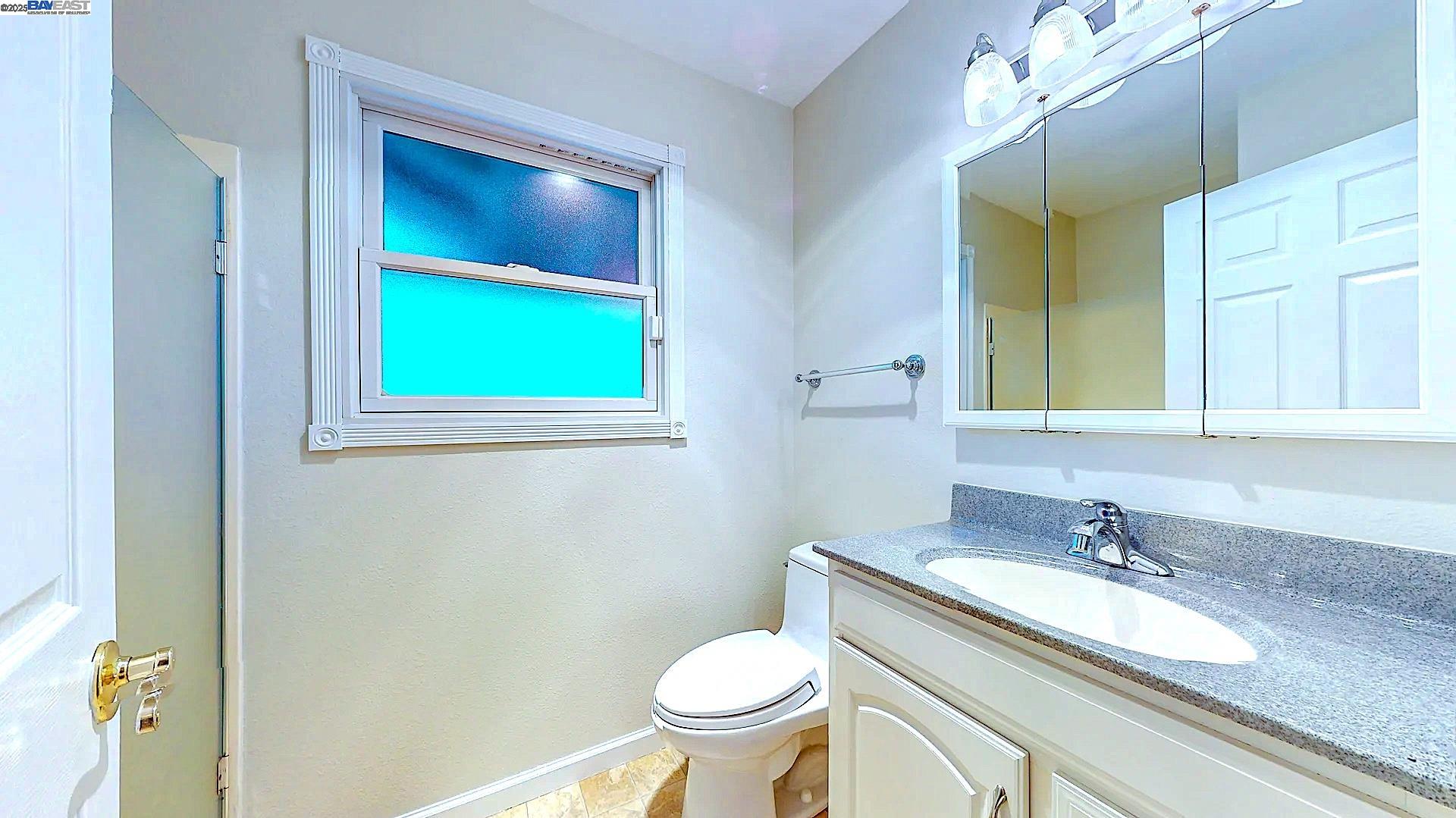 Detail Gallery Image 23 of 60 For 23357 Middle Camp Rd, Twain Harte,  CA 95383 - 3 Beds | 3 Baths