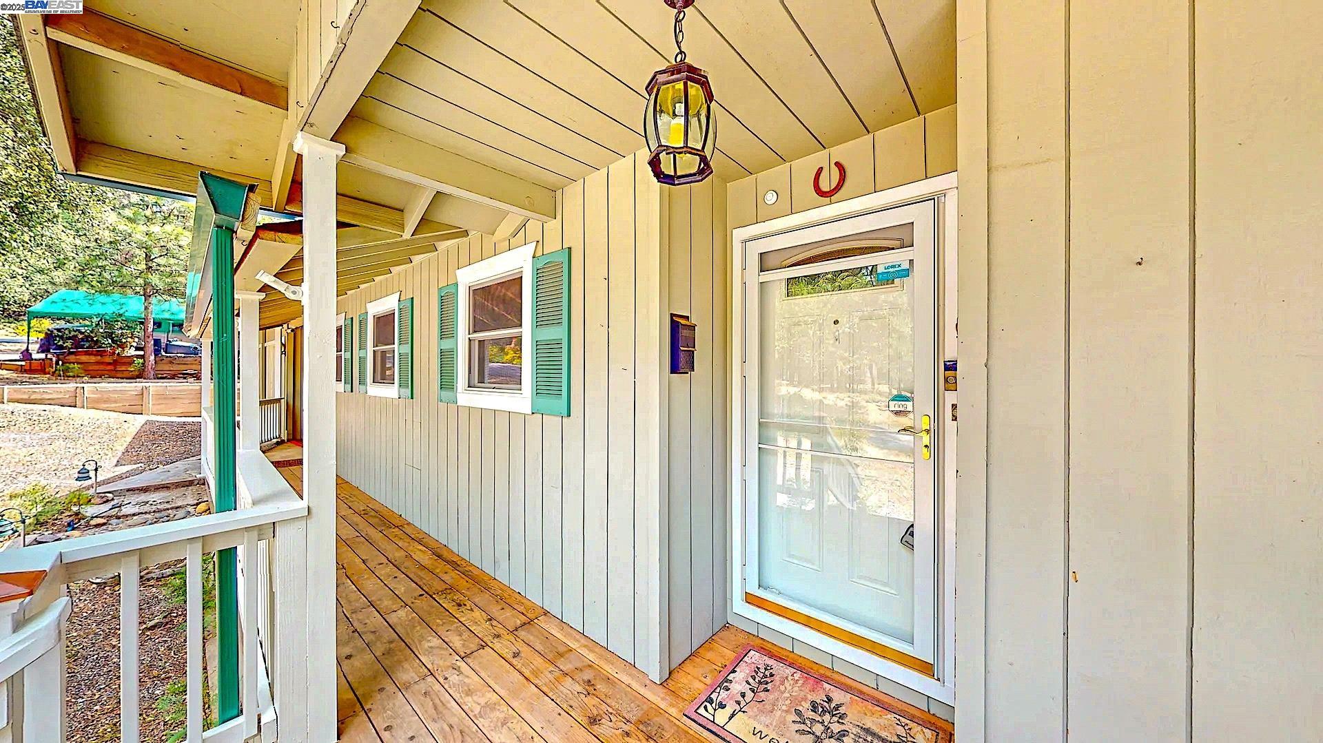 Detail Gallery Image 6 of 60 For 23357 Middle Camp Rd, Twain Harte,  CA 95383 - 3 Beds | 3 Baths