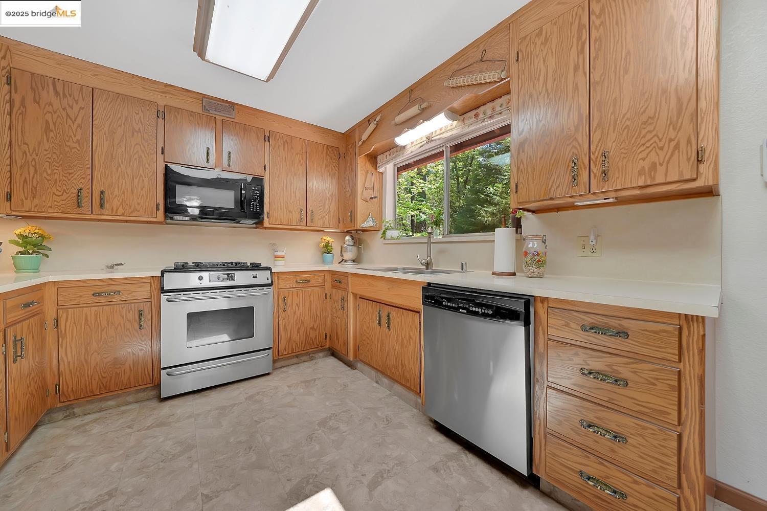 Detail Gallery Image 27 of 42 For 20 Rhoda Niderost Ln 1, West Point,  CA 95255 - 3 Beds | 2 Baths