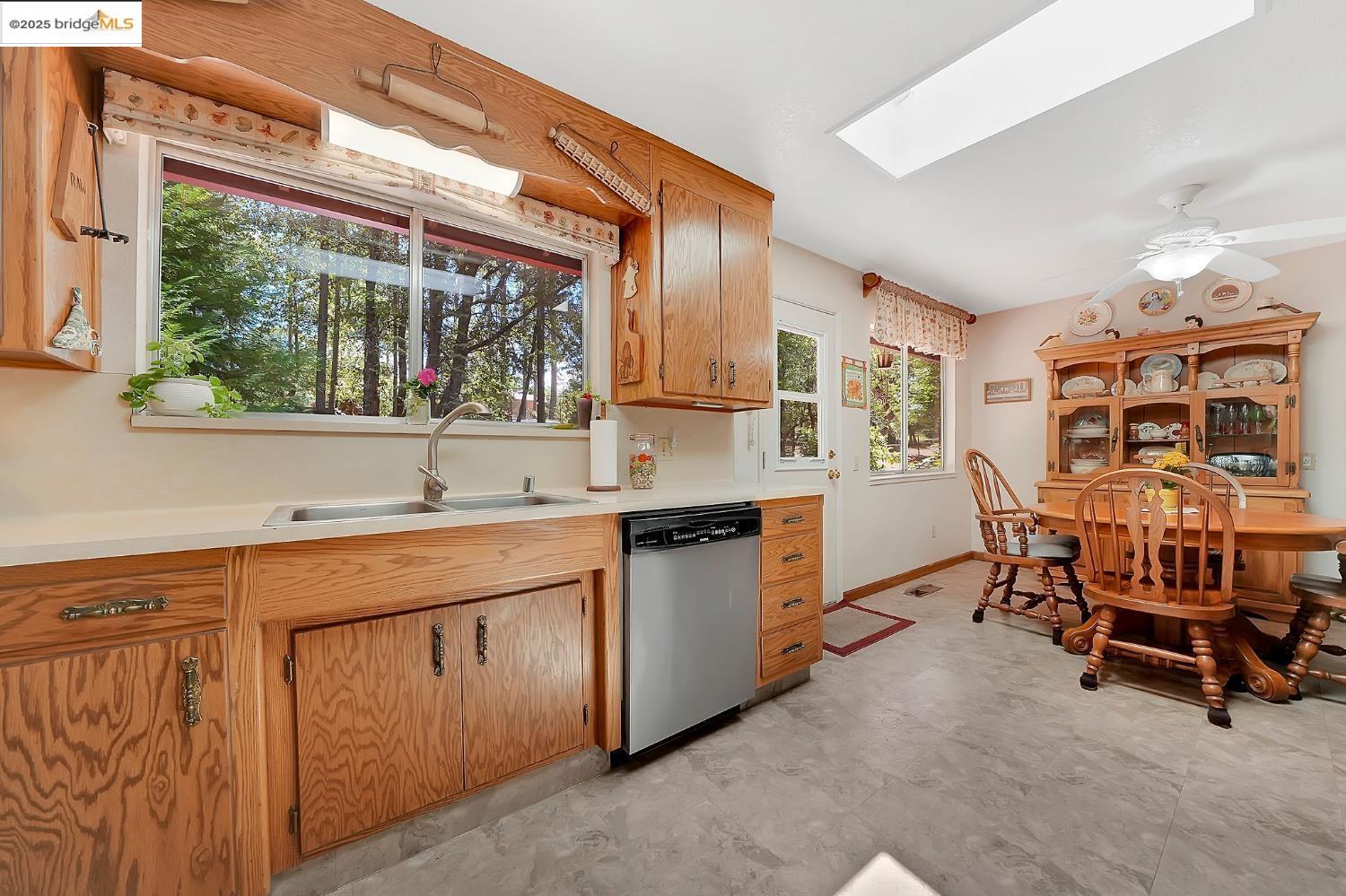 Detail Gallery Image 28 of 42 For 20 Rhoda Niderost Ln 1, West Point,  CA 95255 - 3 Beds | 2 Baths