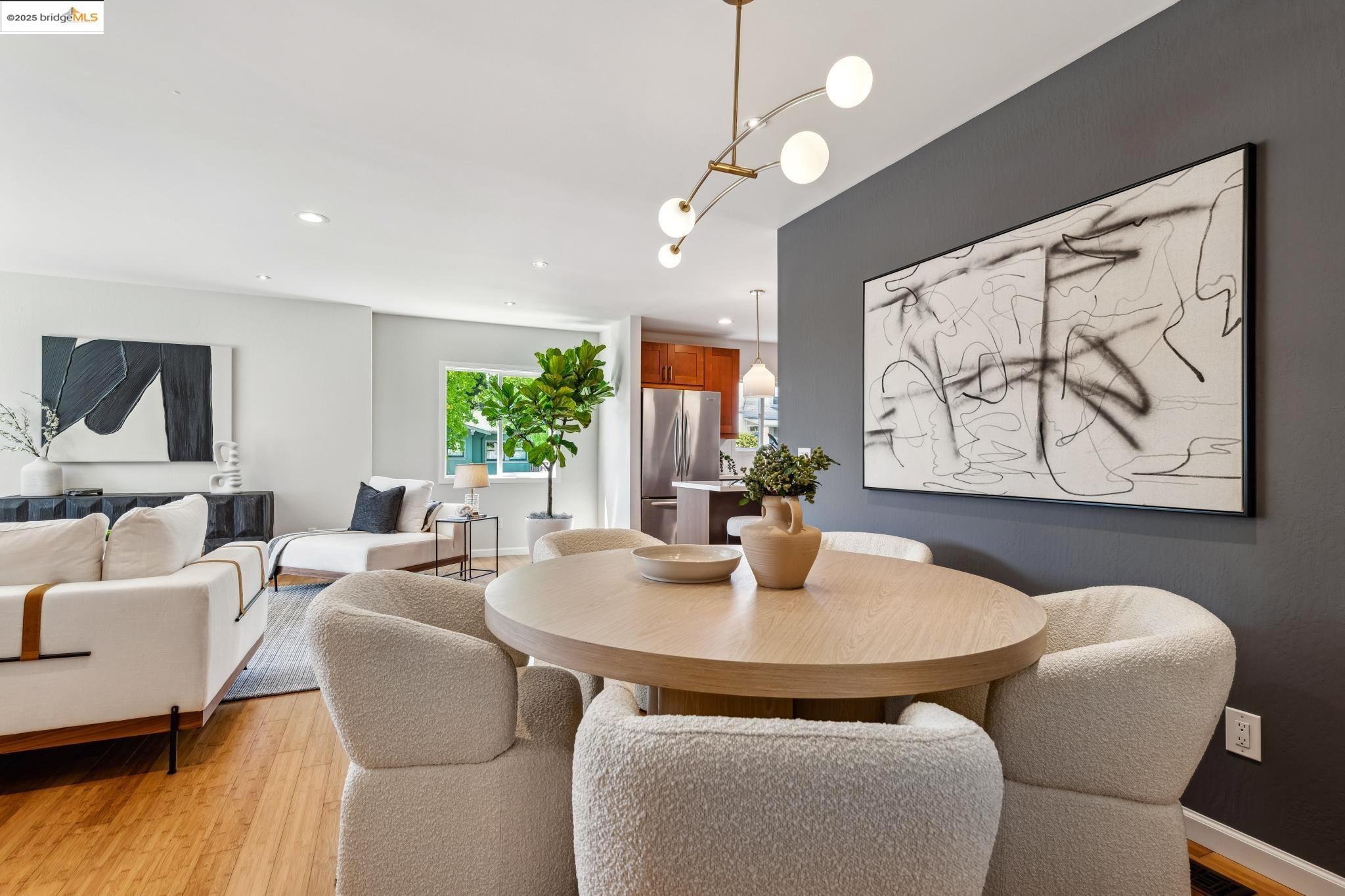 Detail Gallery Image 13 of 46 For 3000 California St, Oakland,  CA 94602 - 3 Beds | 2 Baths