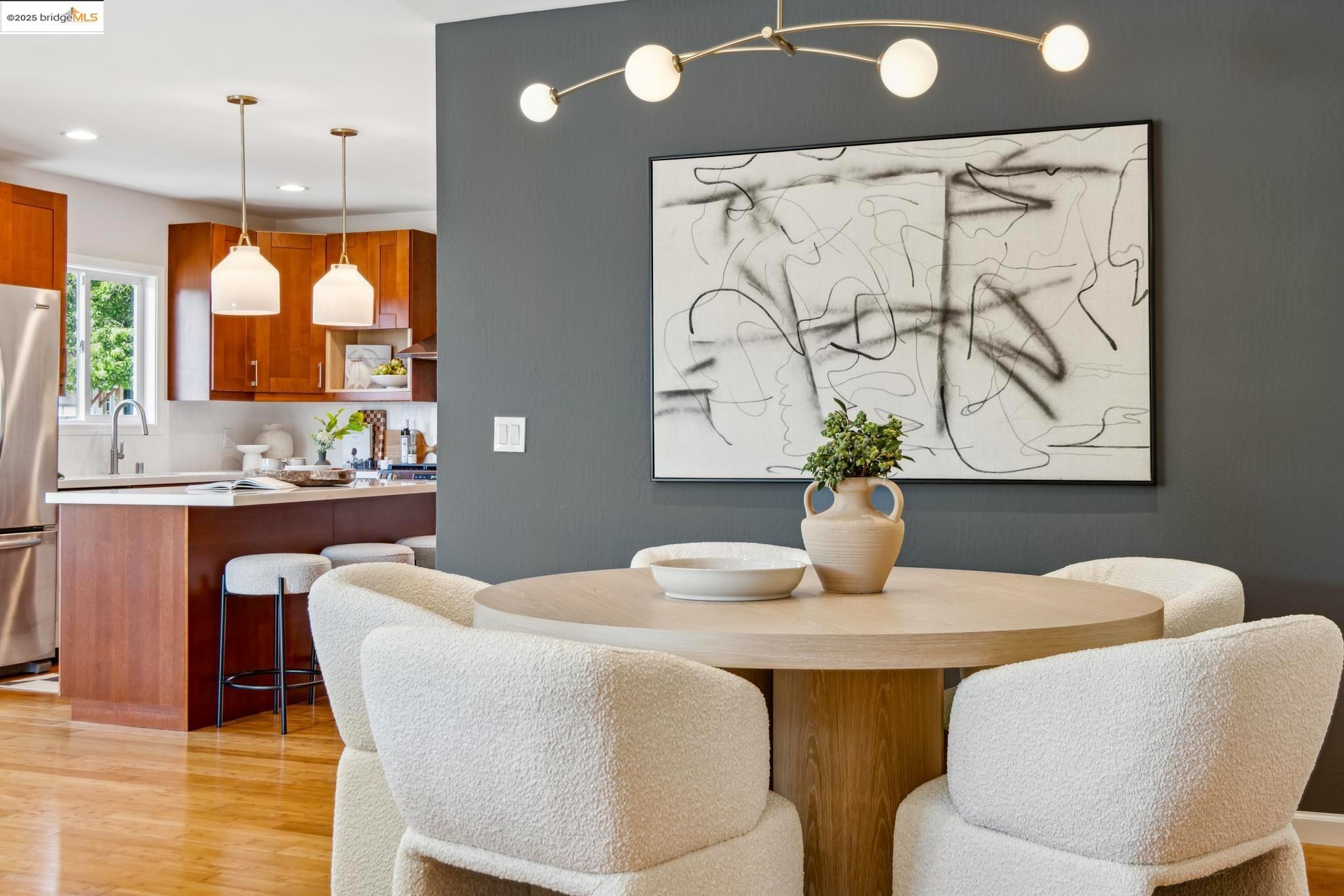 Detail Gallery Image 14 of 46 For 3000 California St, Oakland,  CA 94602 - 3 Beds | 2 Baths
