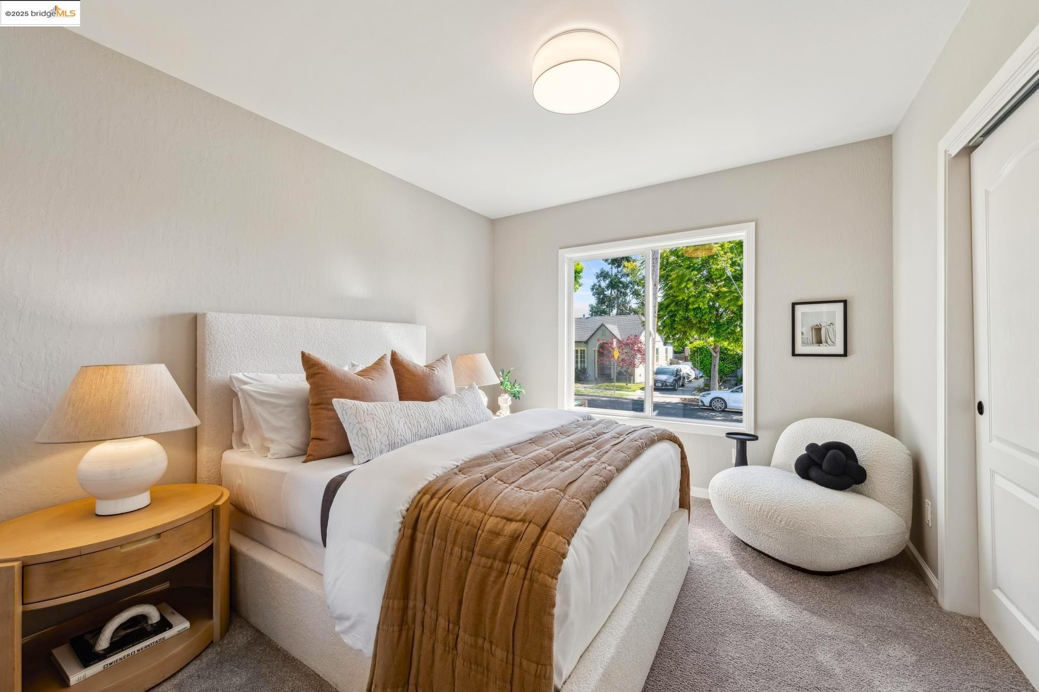 Detail Gallery Image 22 of 46 For 3000 California St, Oakland,  CA 94602 - 3 Beds | 2 Baths