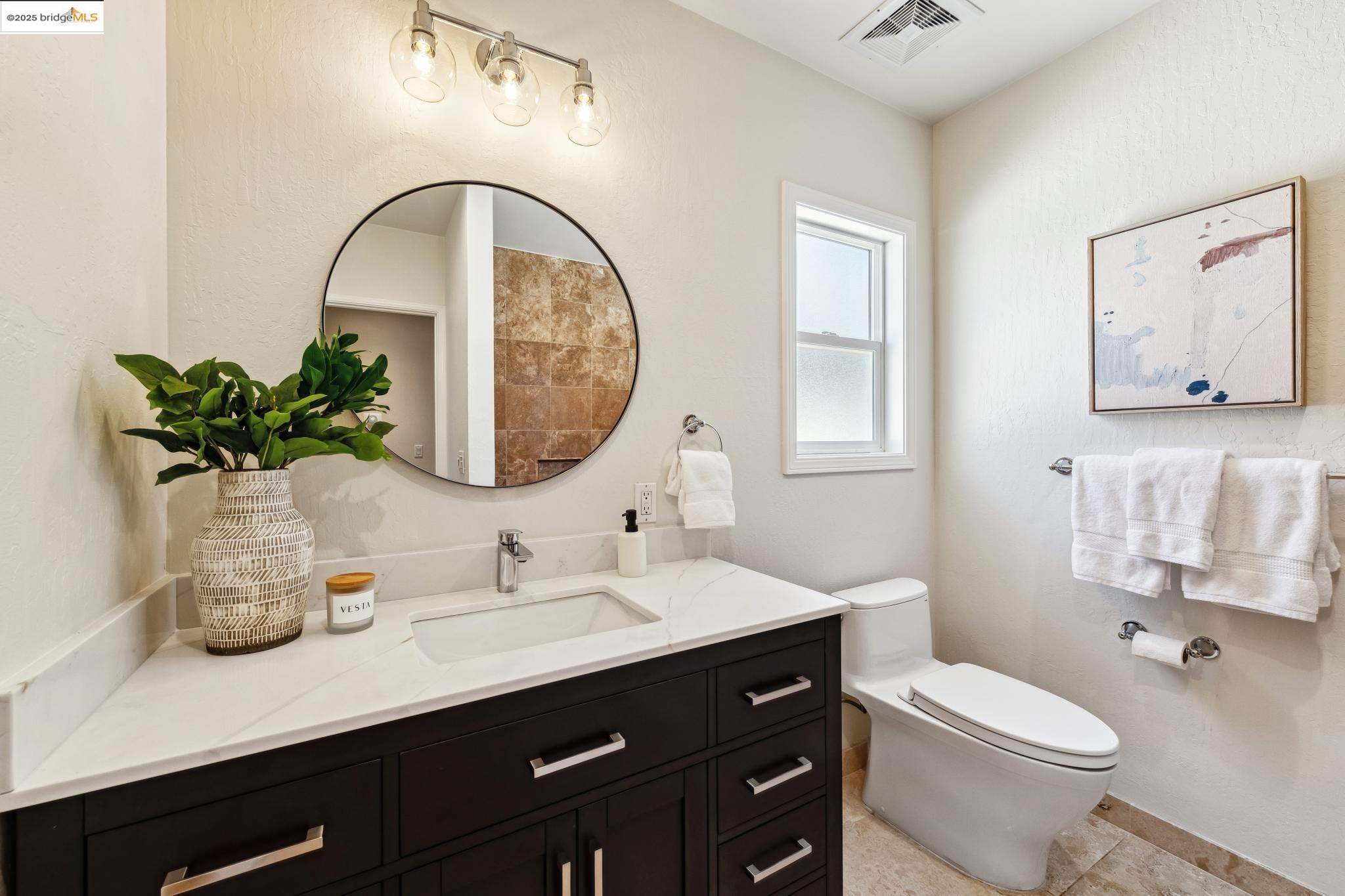 Detail Gallery Image 28 of 46 For 3000 California St, Oakland,  CA 94602 - 3 Beds | 2 Baths