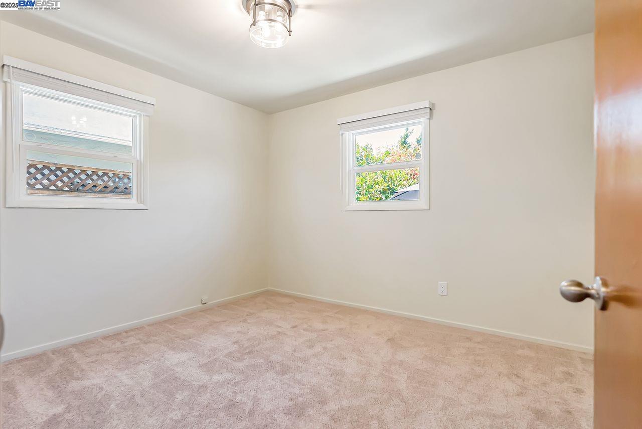 Detail Gallery Image 23 of 34 For 351 Lexington Ave, Hayward,  CA 94544 - 3 Beds | 1 Baths