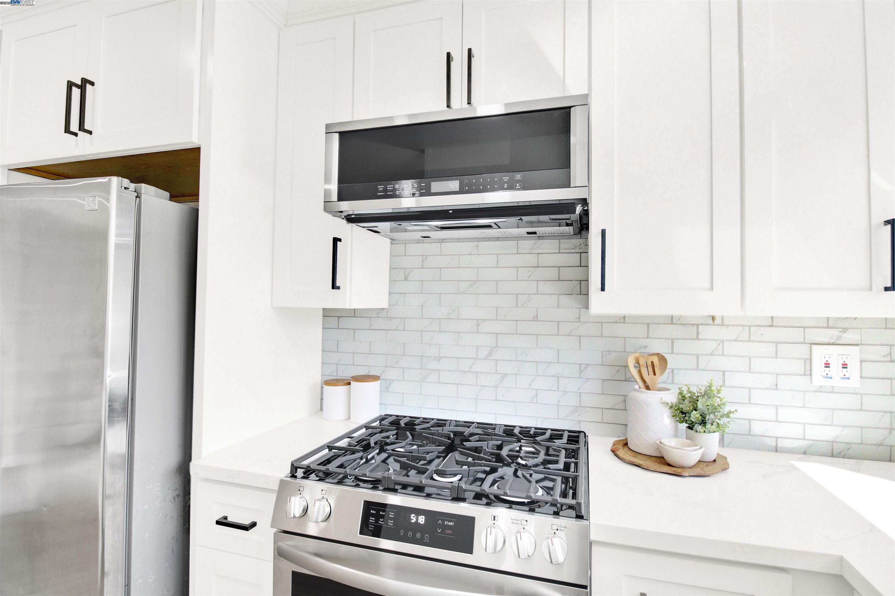 Detail Gallery Image 13 of 48 For 4809 El Torazo Cmn, Fremont,  CA 94536 - 4 Beds | 1/1 Baths