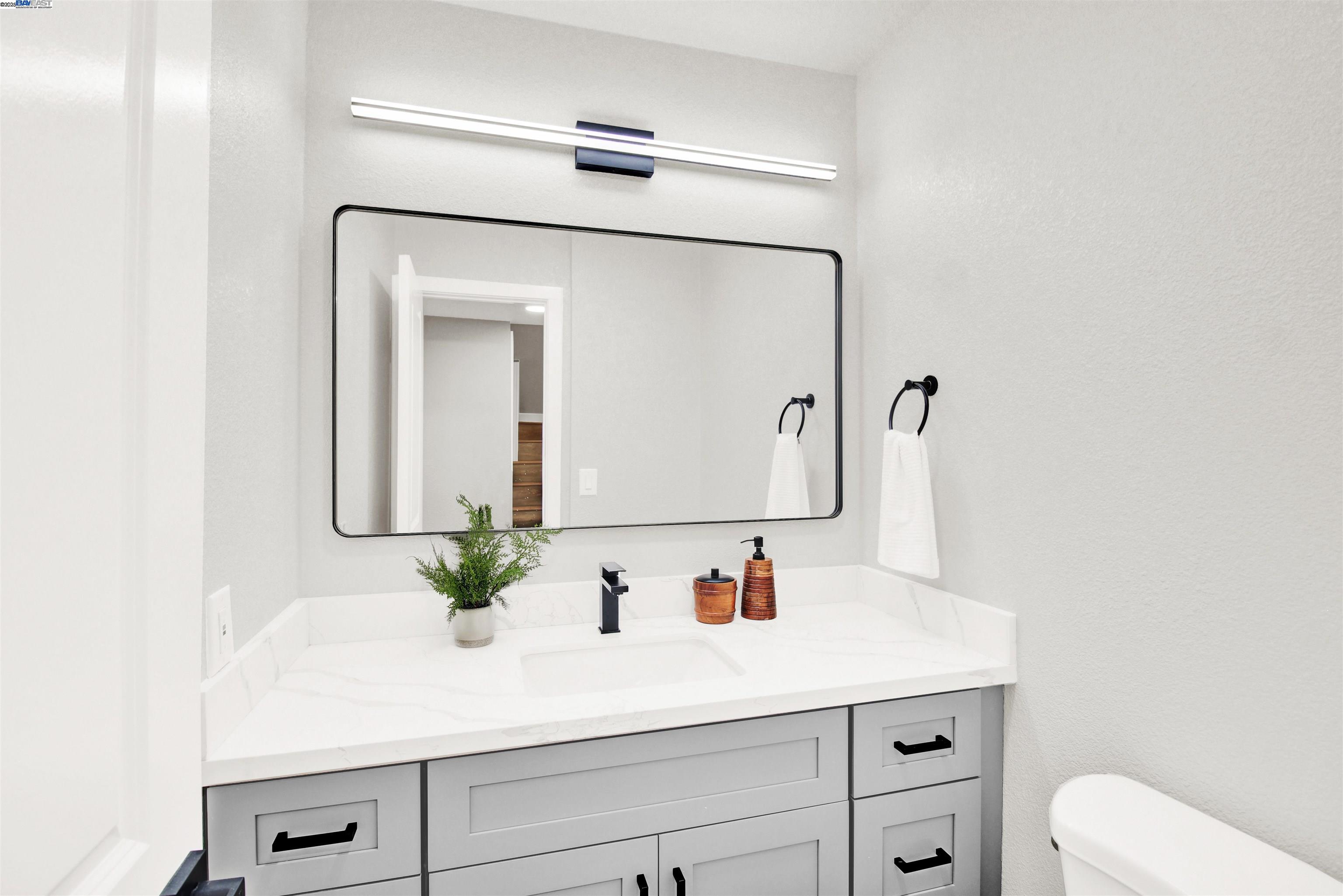 Detail Gallery Image 19 of 48 For 4809 El Torazo Cmn, Fremont,  CA 94536 - 4 Beds | 1/1 Baths