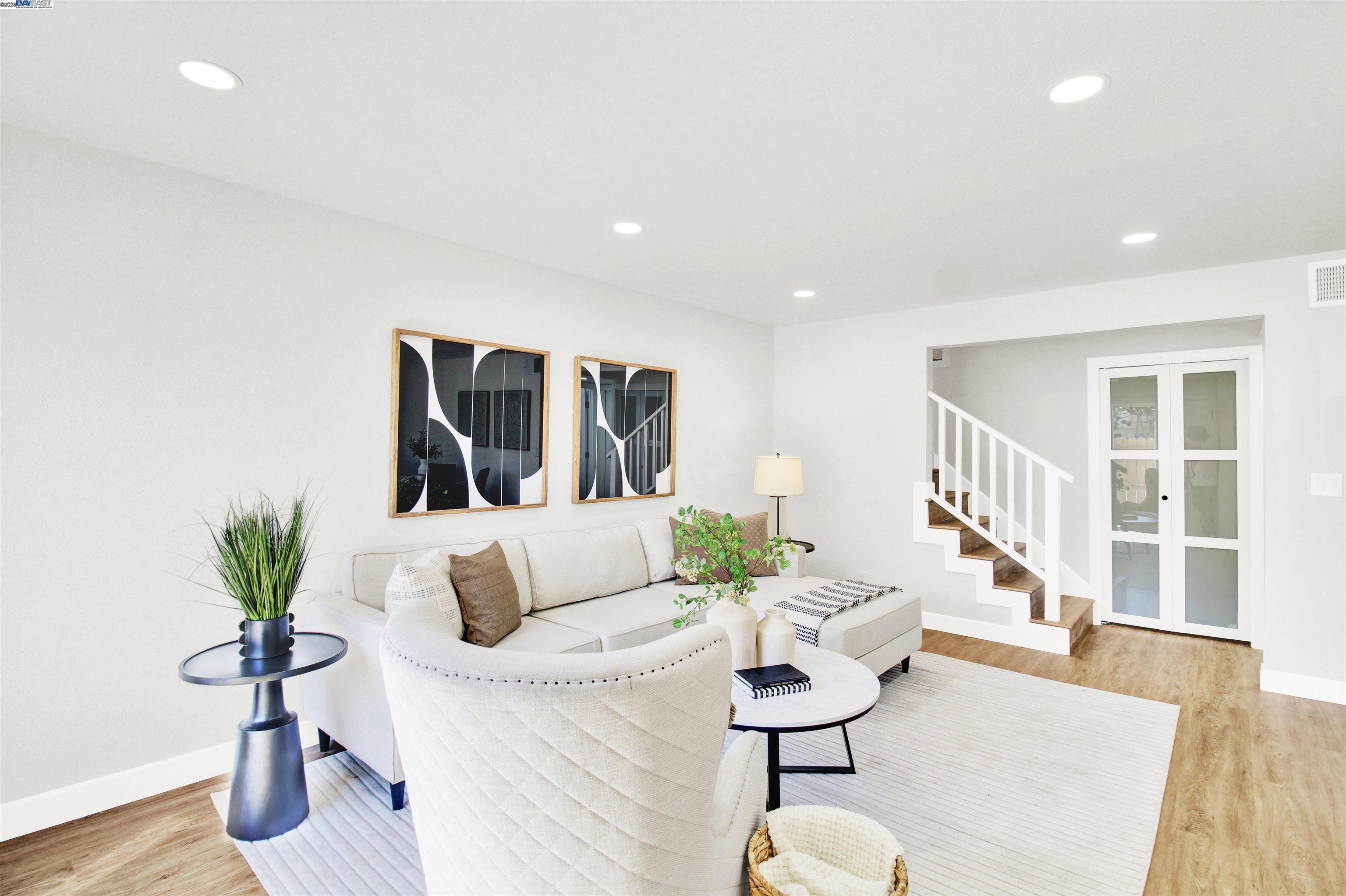Detail Gallery Image 6 of 48 For 4809 El Torazo Cmn, Fremont,  CA 94536 - 4 Beds | 1/1 Baths
