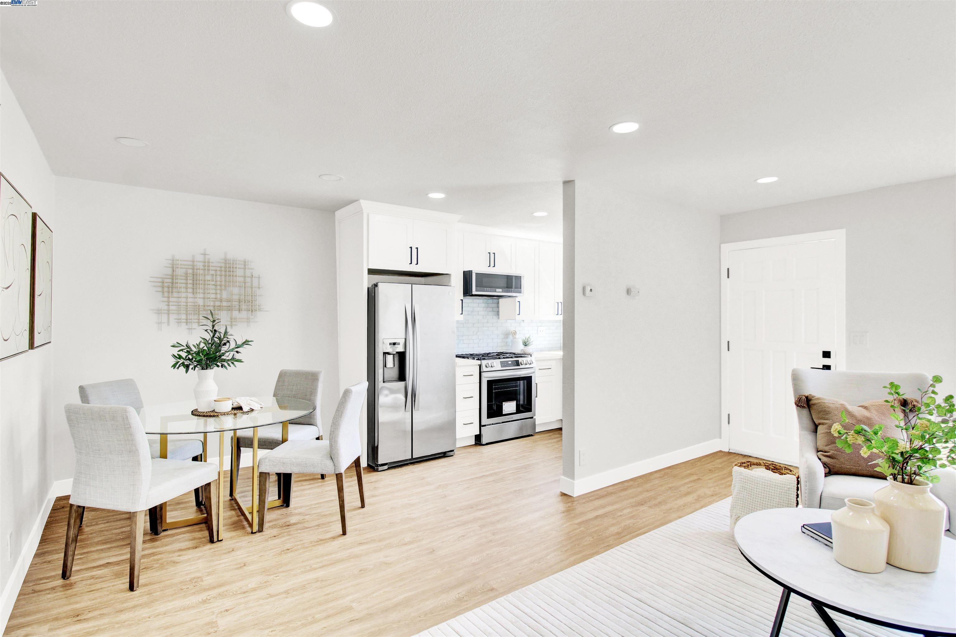 Detail Gallery Image 10 of 48 For 4809 El Torazo Cmn, Fremont,  CA 94536 - 4 Beds | 1/1 Baths