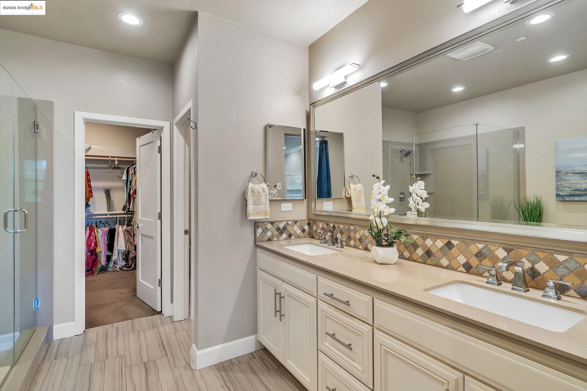 Photo #17: 41097814 Listing: Photo #17