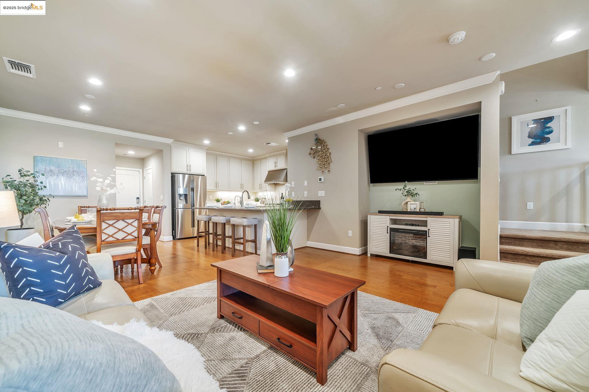 Photo #5: 41097814 Listing: Photo #5