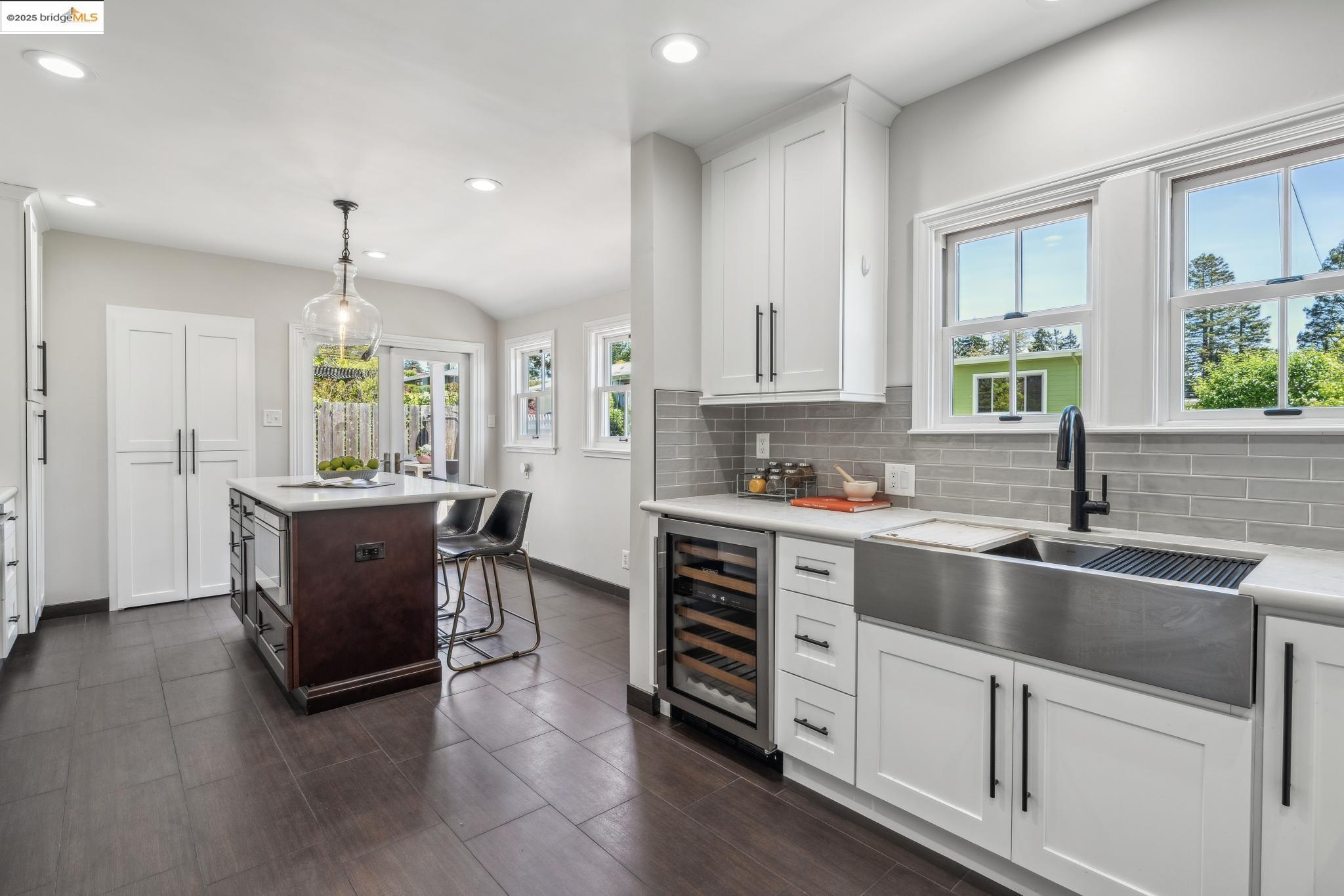 Detail Gallery Image 13 of 58 For 267 Columbia Ave, Kensington,  CA 94708 - 2 Beds | 2/2 Baths