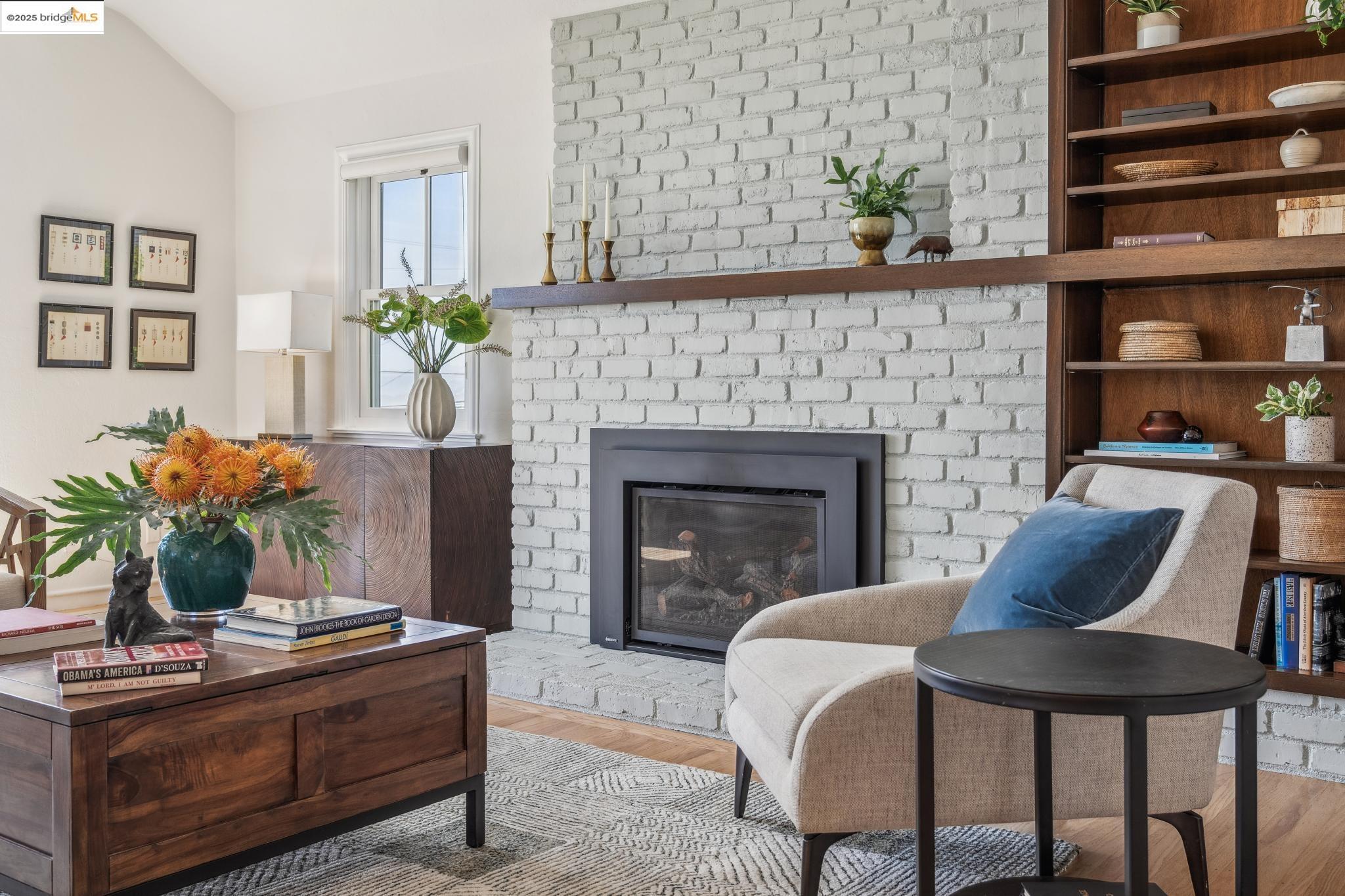 Detail Gallery Image 4 of 58 For 267 Columbia Ave, Kensington,  CA 94708 - 2 Beds | 2/2 Baths