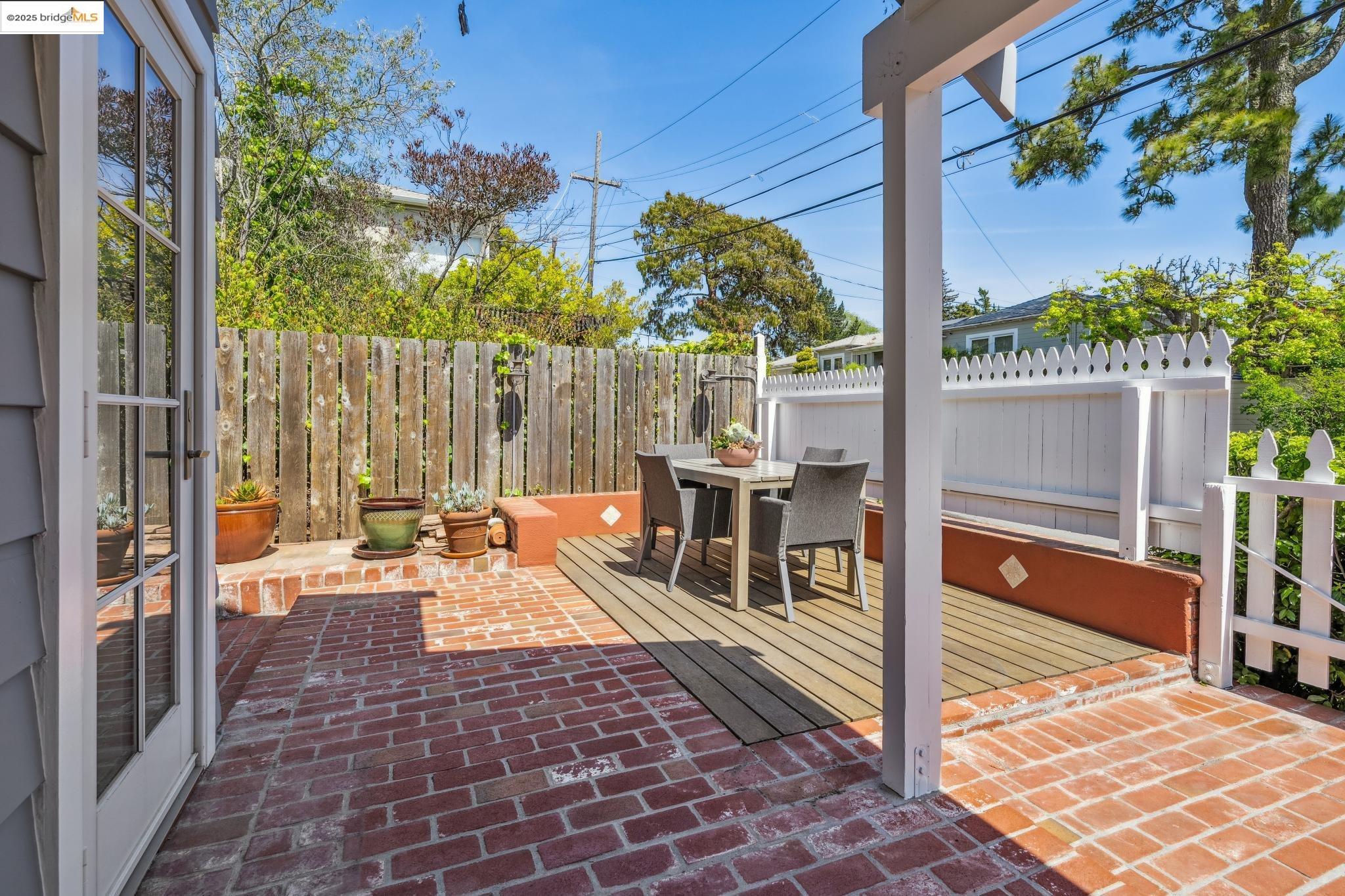 Detail Gallery Image 48 of 58 For 267 Columbia Ave, Kensington,  CA 94708 - 2 Beds | 2/2 Baths