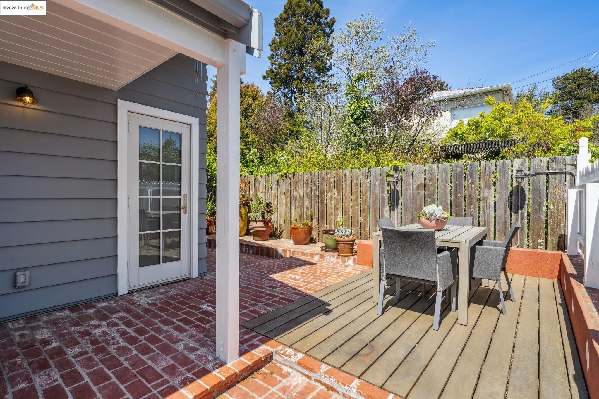 Detail Gallery Image 50 of 58 For 267 Columbia Ave, Kensington,  CA 94708 - 2 Beds | 2/2 Baths