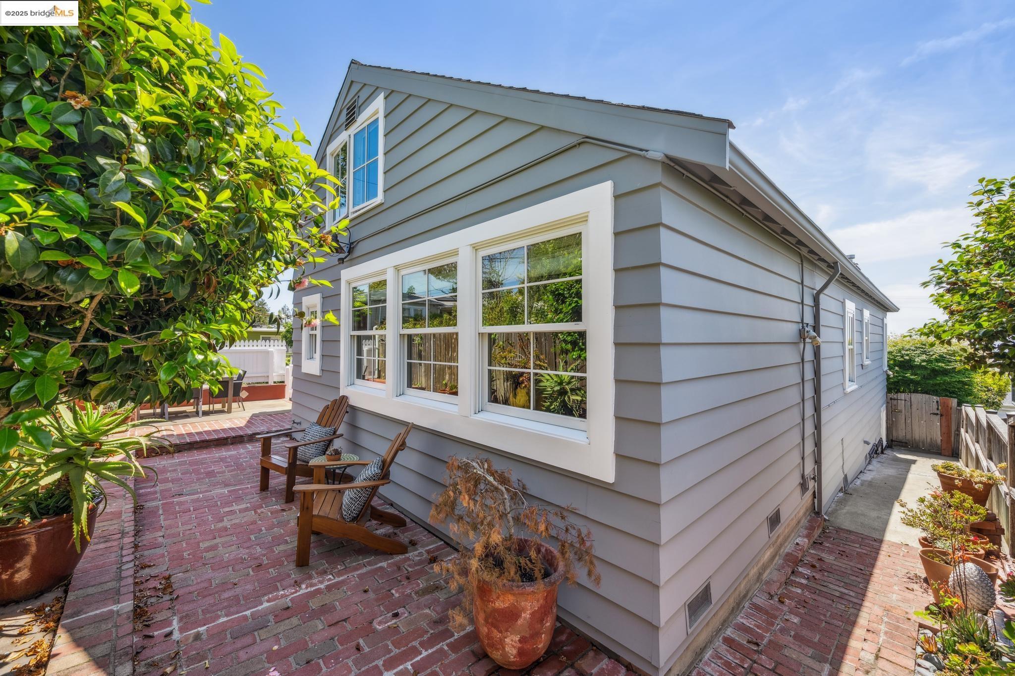 Detail Gallery Image 53 of 58 For 267 Columbia Ave, Kensington,  CA 94708 - 2 Beds | 2/2 Baths