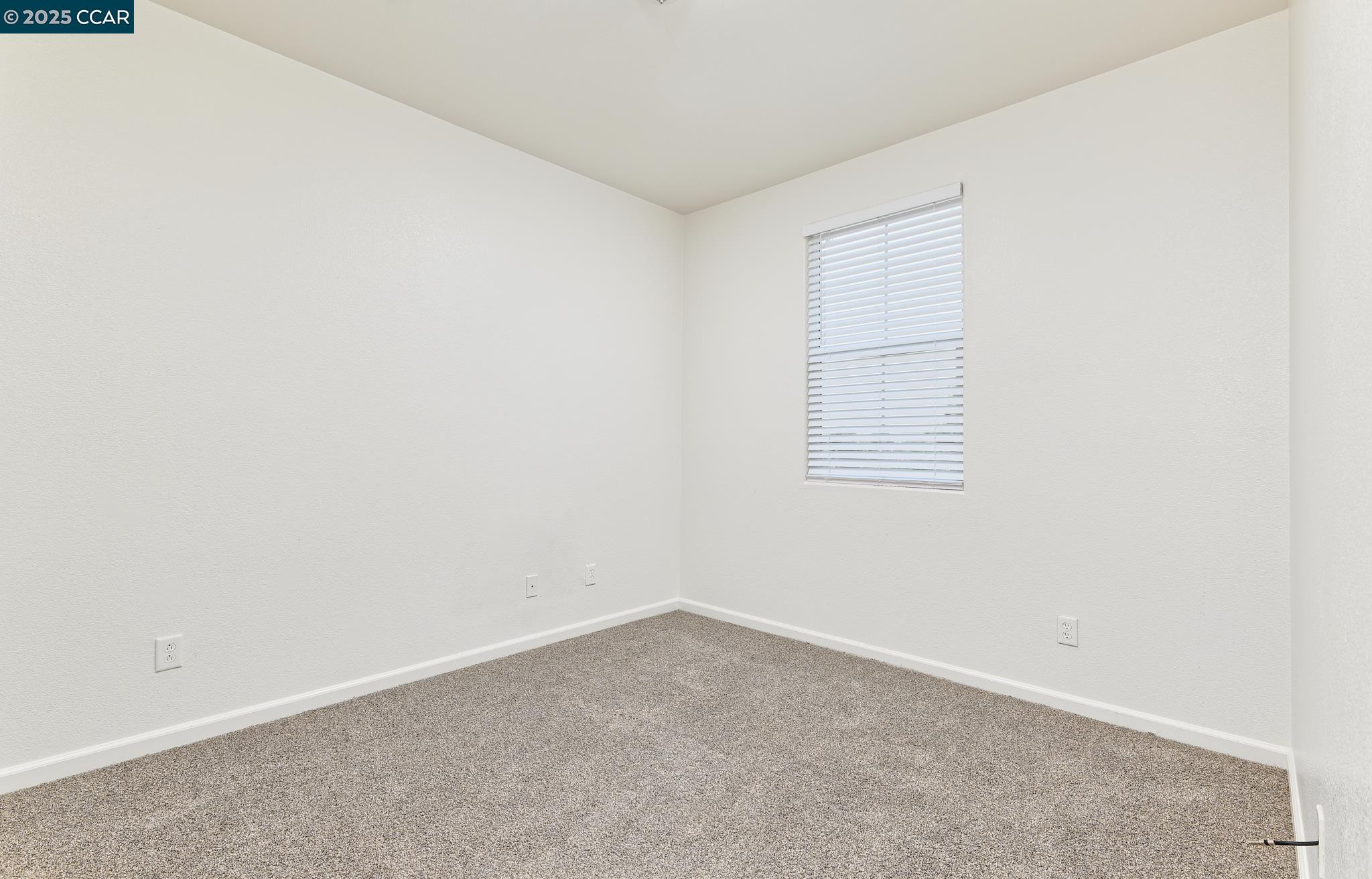 Detail Gallery Image 15 of 22 For 110 Summer Stroll Cir, Sacramento,  CA 95823 - 3 Beds | 2/1 Baths