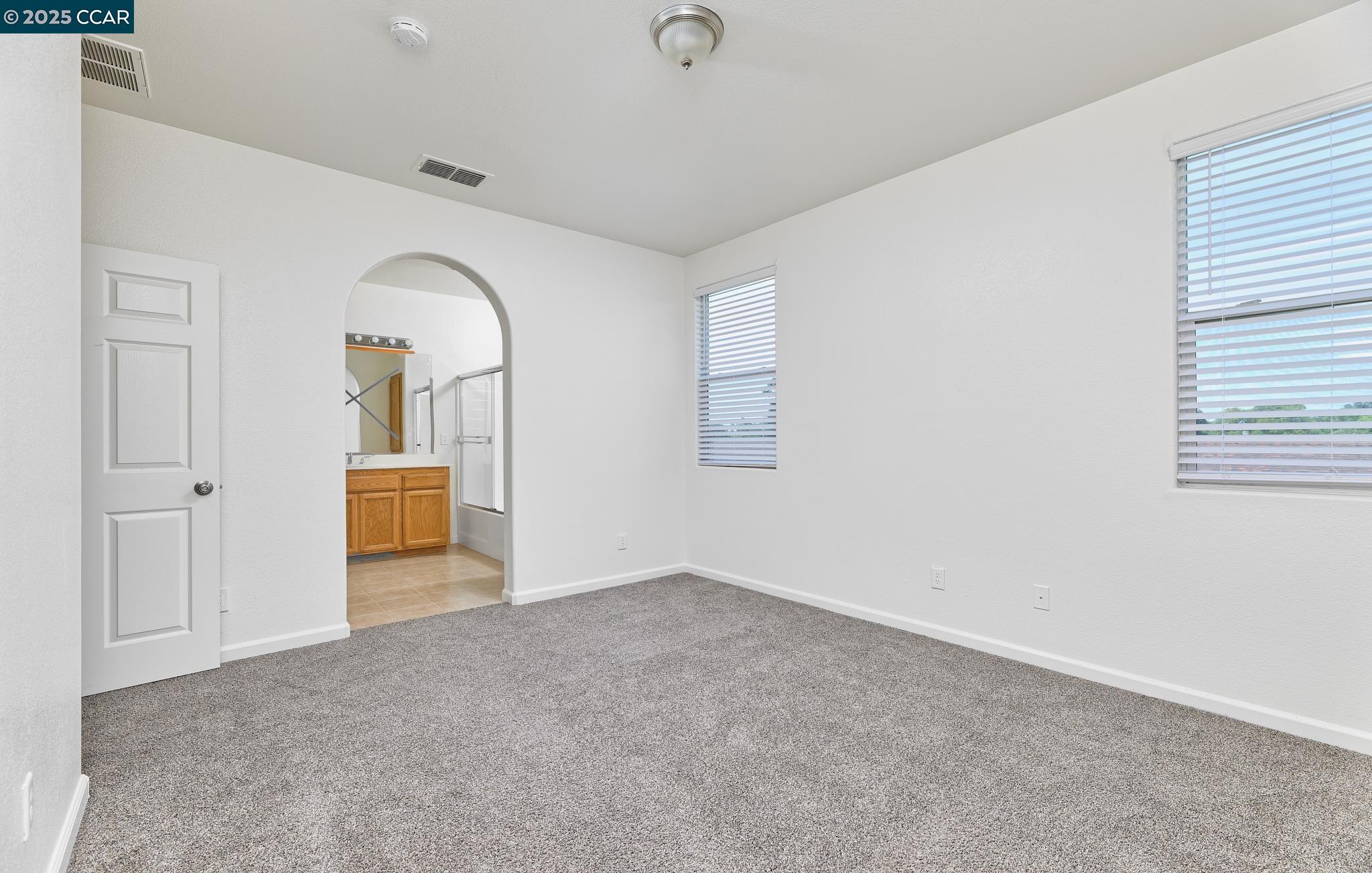 Detail Gallery Image 17 of 22 For 110 Summer Stroll Cir, Sacramento,  CA 95823 - 3 Beds | 2/1 Baths