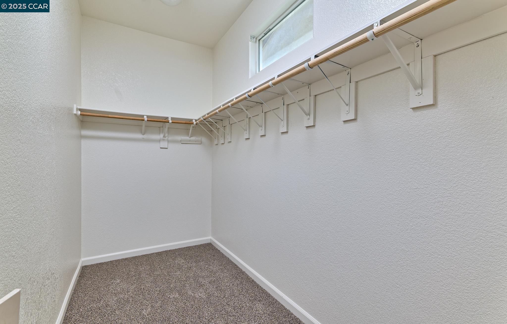 Detail Gallery Image 19 of 22 For 110 Summer Stroll Cir, Sacramento,  CA 95823 - 3 Beds | 2/1 Baths