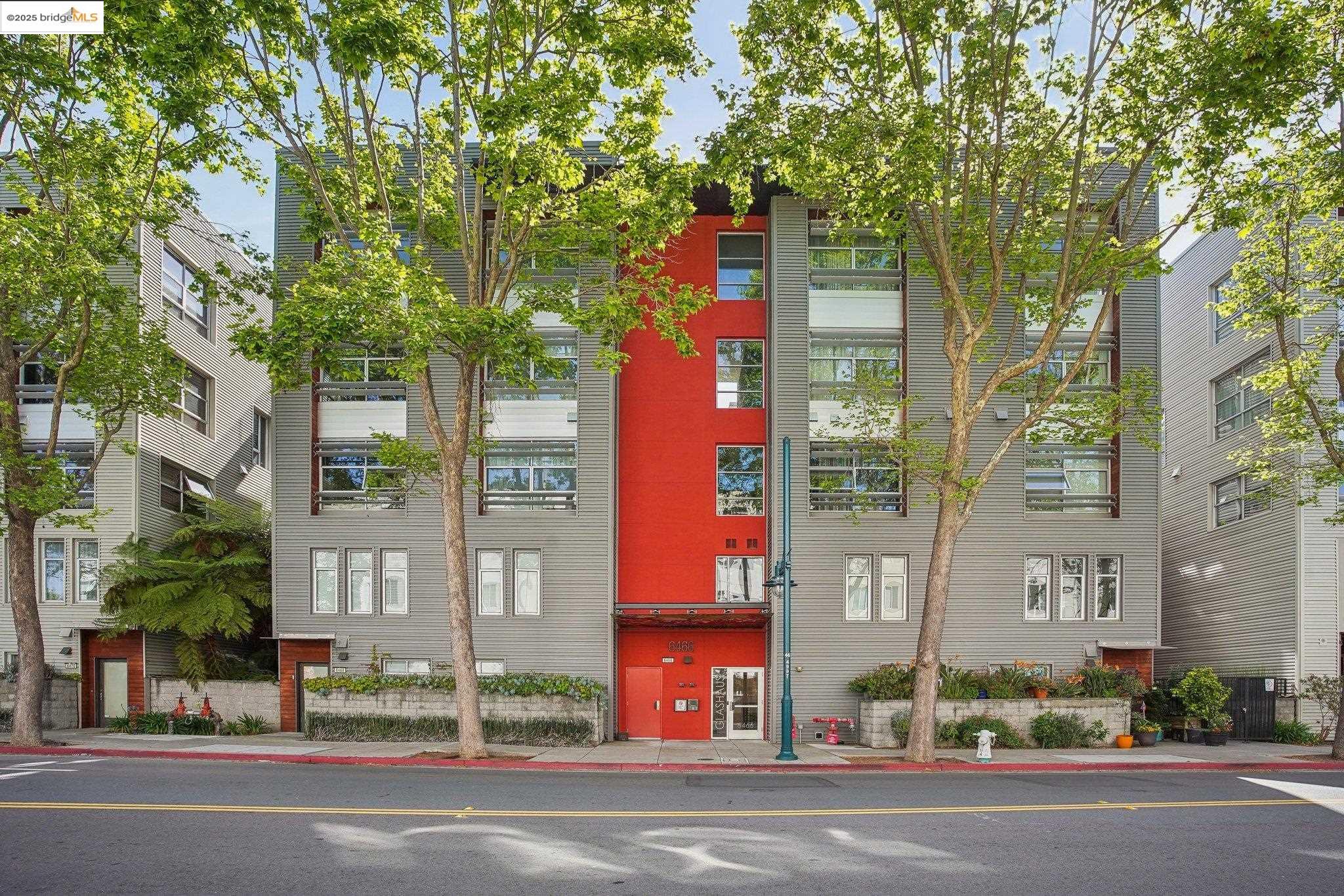 More Details about MLS # 41097822 : 6466 HOLLIS ST # 236