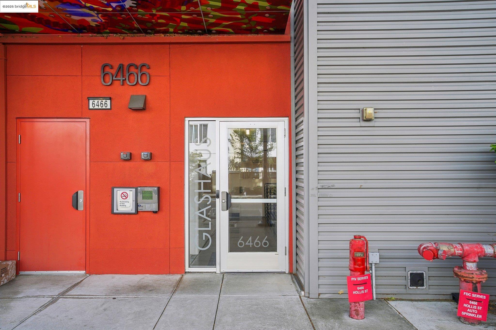 Detail Gallery Image 2 of 23 For 6466 Hollis St #236,  Emeryville,  CA 94608 - 1 Beds | 1 Baths