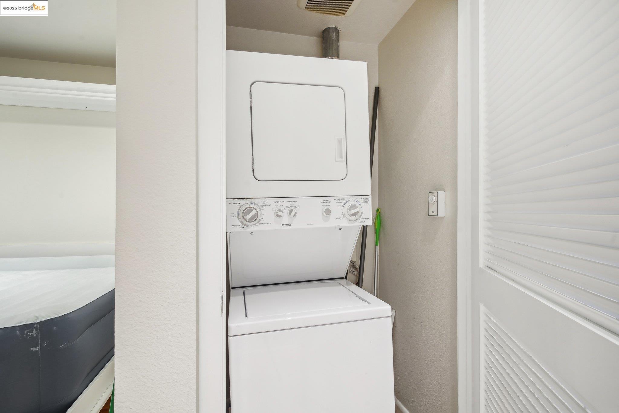 Detail Gallery Image 14 of 23 For 6466 Hollis St #236,  Emeryville,  CA 94608 - 1 Beds | 1 Baths