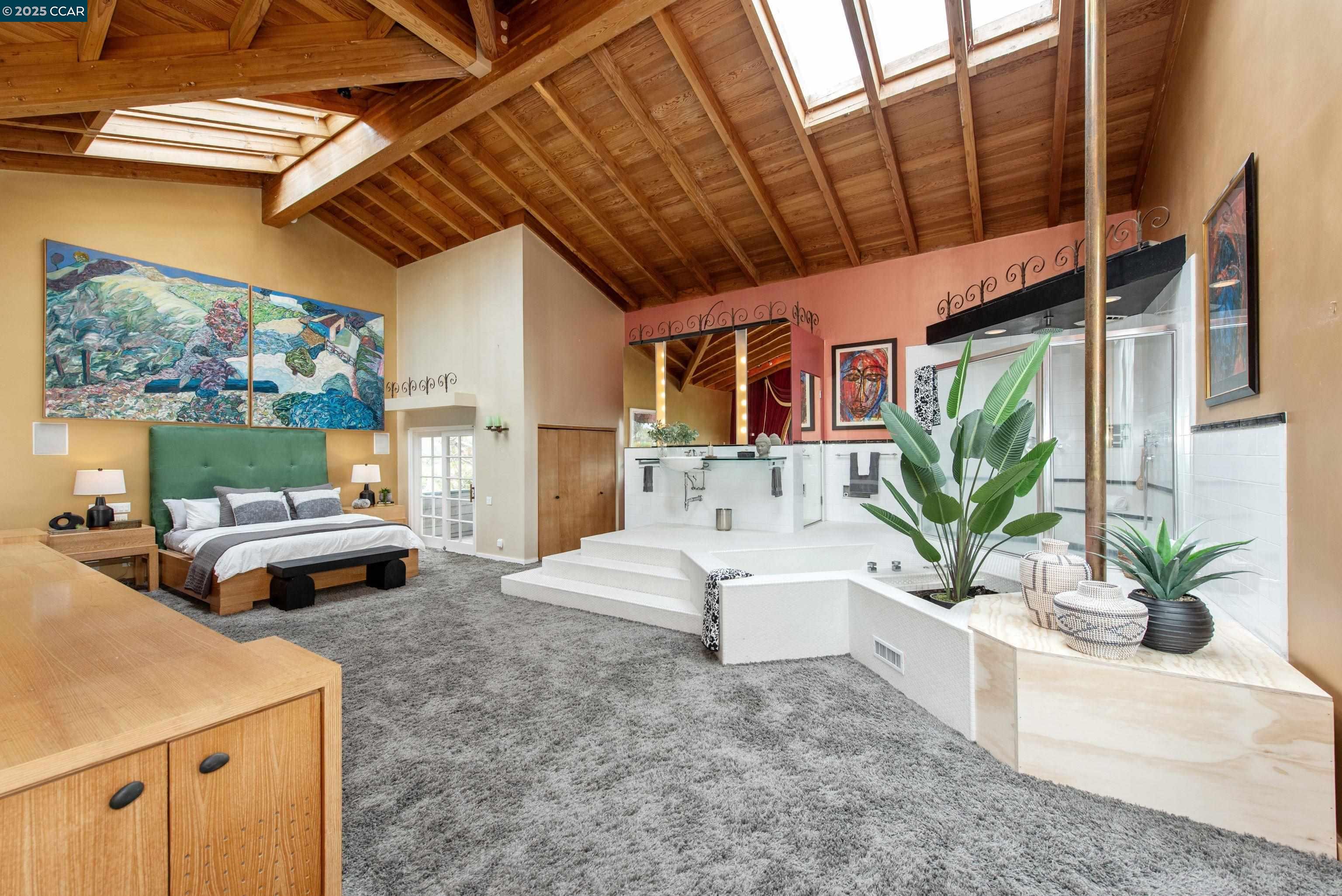 Detail Gallery Image 16 of 42 For 2228 Walnut Ave, –,  CA 90291 - 3 Beds | 3 Baths