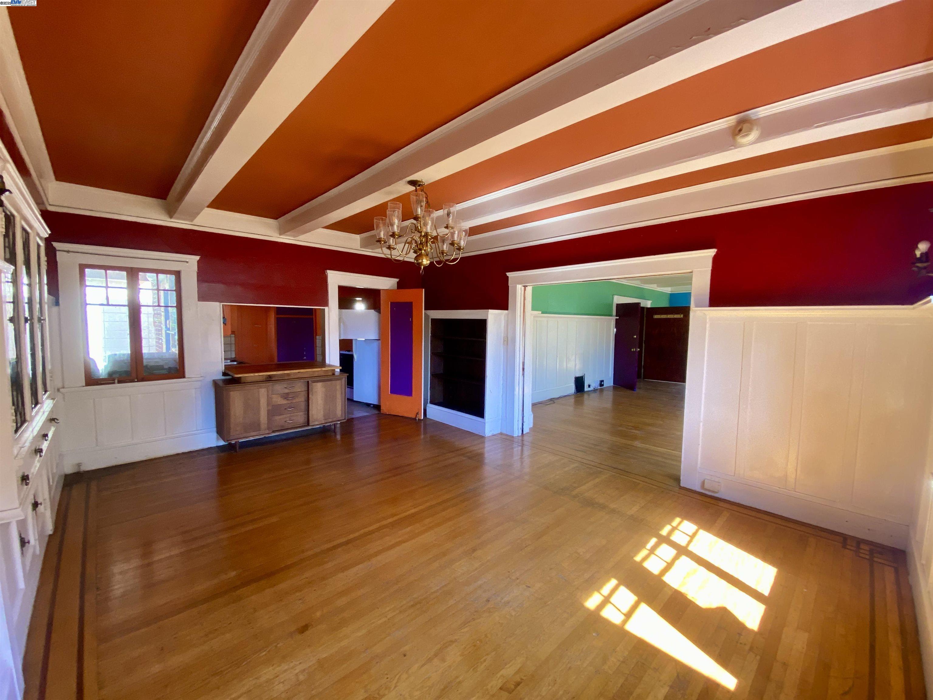 Detail Gallery Image 10 of 51 For 225-227 Orange Street, Oakland,  CA 94610 - – Beds | – Baths
