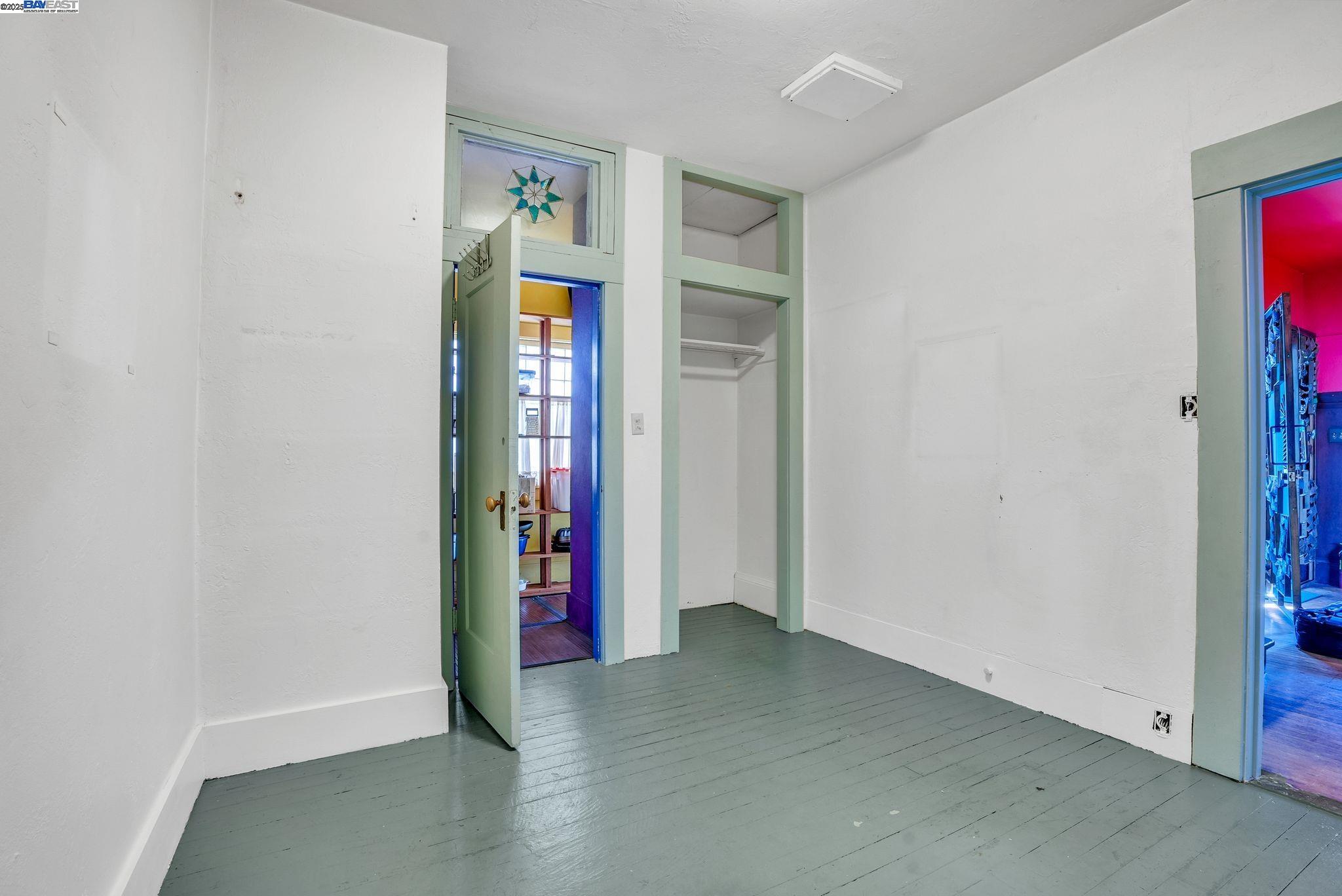 Detail Gallery Image 11 of 51 For 225-227 Orange Street, Oakland,  CA 94610 - – Beds | – Baths