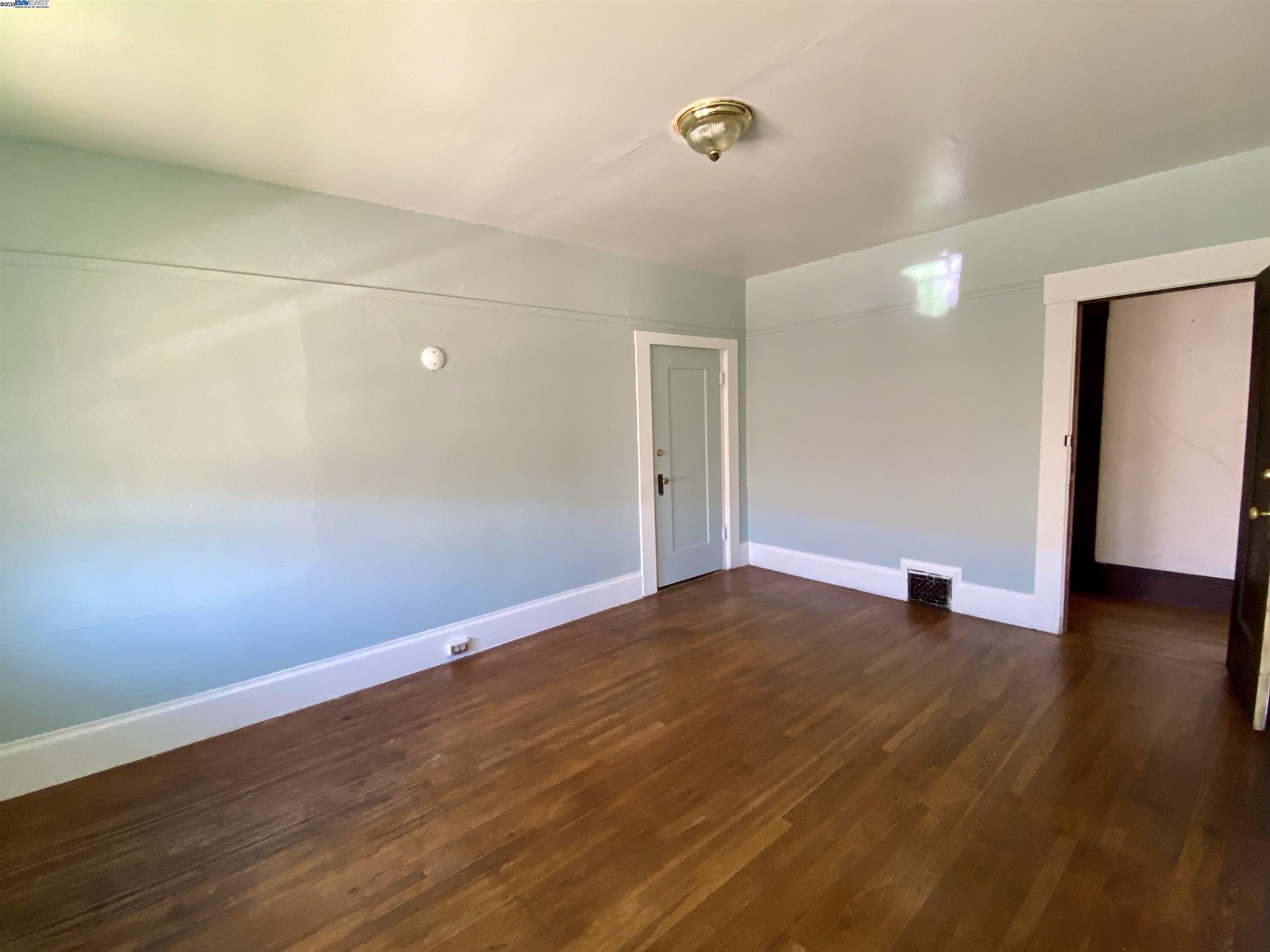 Detail Gallery Image 27 of 51 For 225-227 Orange Street, Oakland,  CA 94610 - – Beds | – Baths