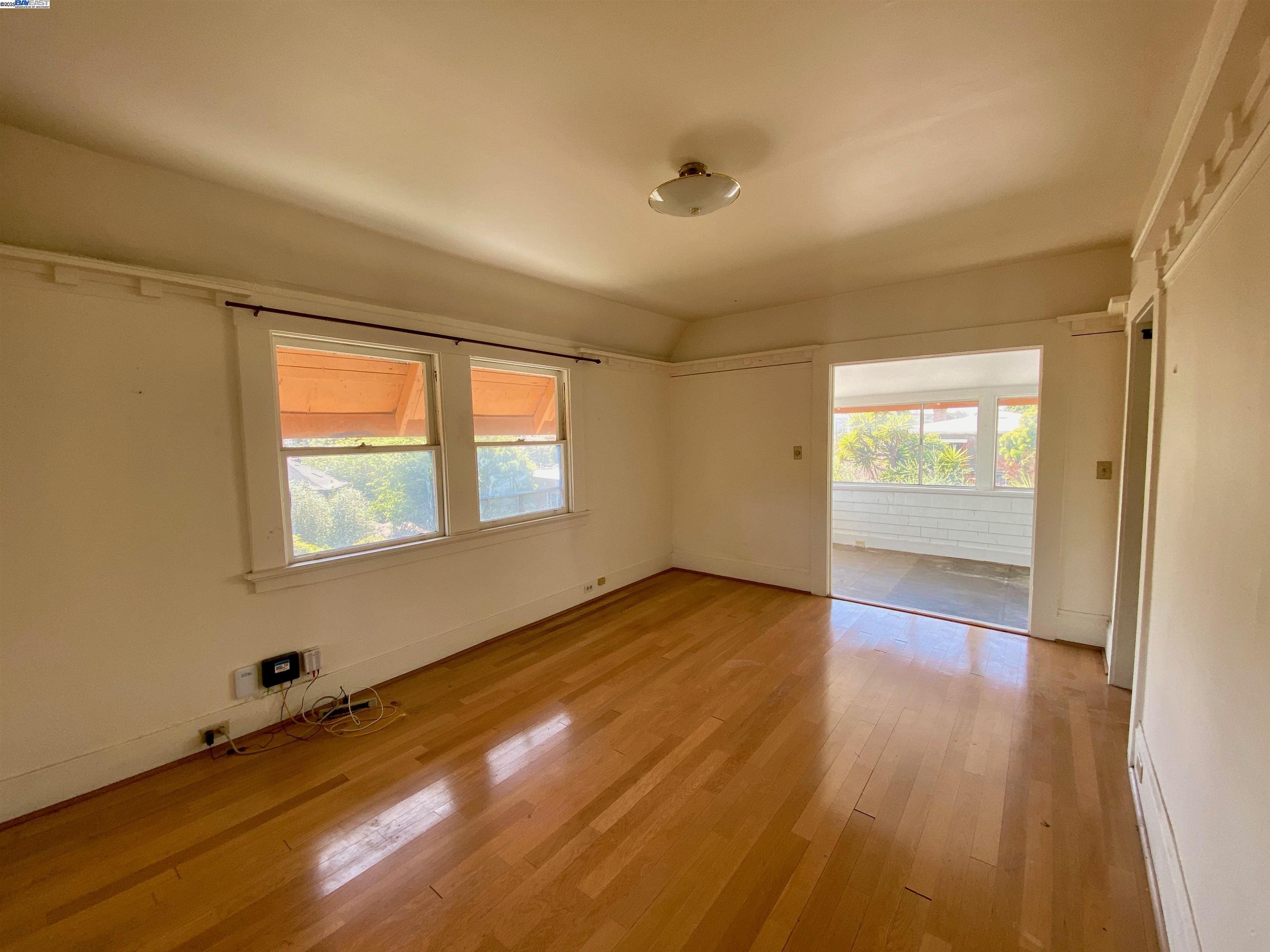 Detail Gallery Image 36 of 51 For 225-227 Orange Street, Oakland,  CA 94610 - – Beds | – Baths