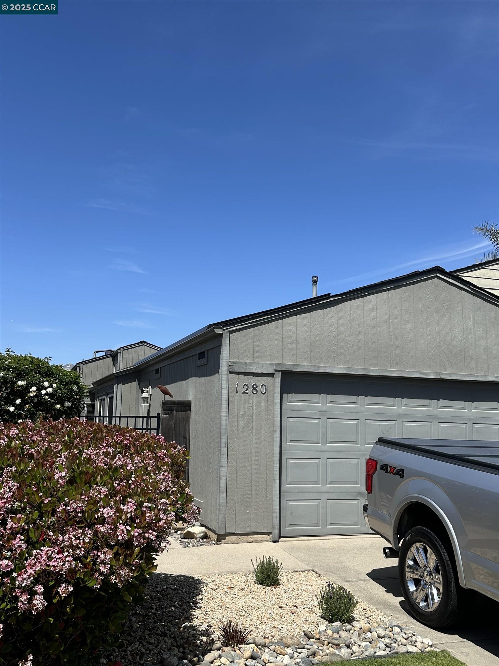Detail Gallery Image 1 of 1 For 1280 Laguna Ln, San Luis Obispo,  CA 93405 - 2 Beds | 2 Baths