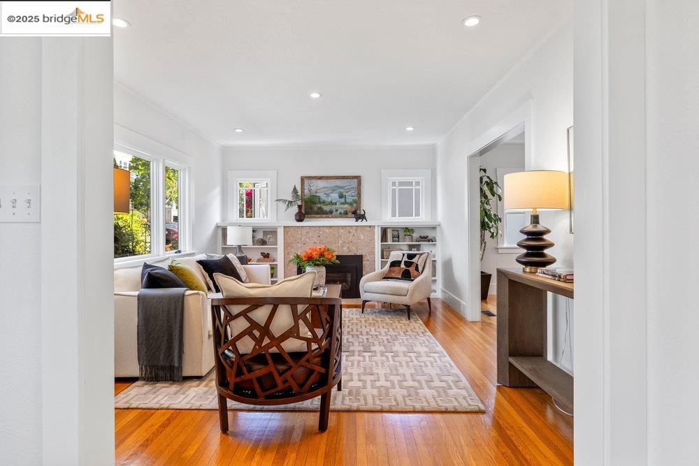 Detail Gallery Image 16 of 59 For 3941 Elston Ave, Oakland,  CA 94602 - 2 Beds | 2 Baths