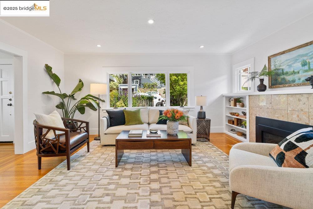 Detail Gallery Image 17 of 59 For 3941 Elston Ave, Oakland,  CA 94602 - 2 Beds | 2 Baths