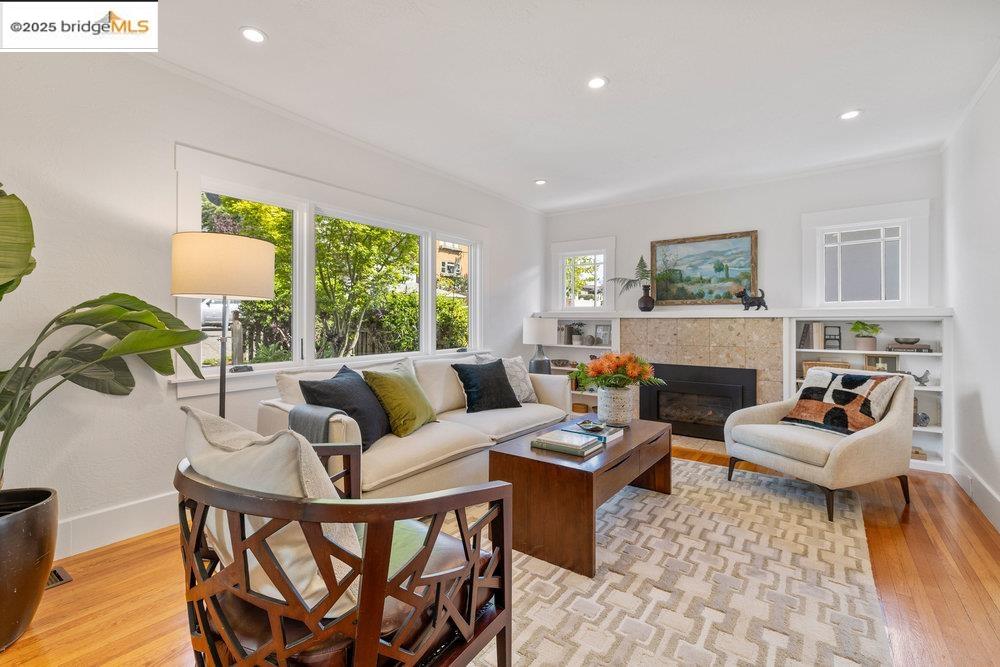 Detail Gallery Image 18 of 59 For 3941 Elston Ave, Oakland,  CA 94602 - 2 Beds | 2 Baths