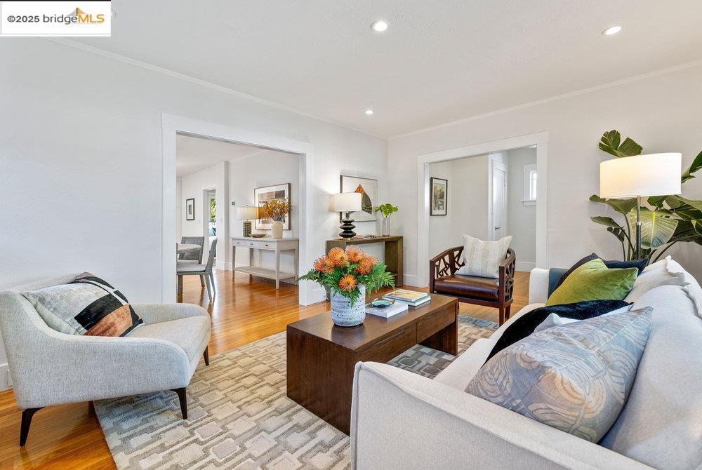 Detail Gallery Image 20 of 59 For 3941 Elston Ave, Oakland,  CA 94602 - 2 Beds | 2 Baths