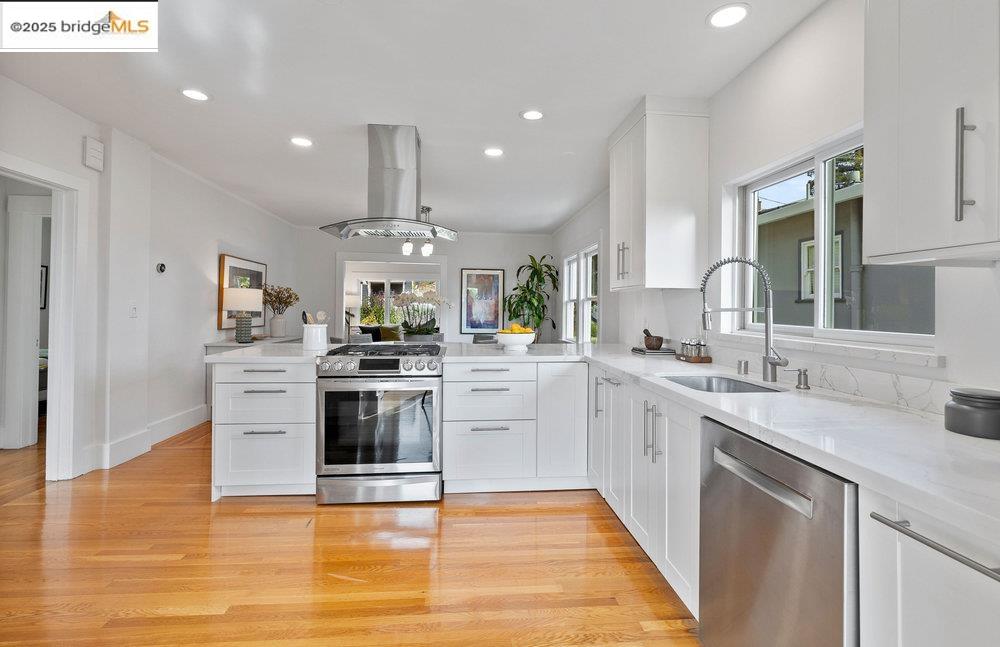 Detail Gallery Image 25 of 59 For 3941 Elston Ave, Oakland,  CA 94602 - 2 Beds | 2 Baths