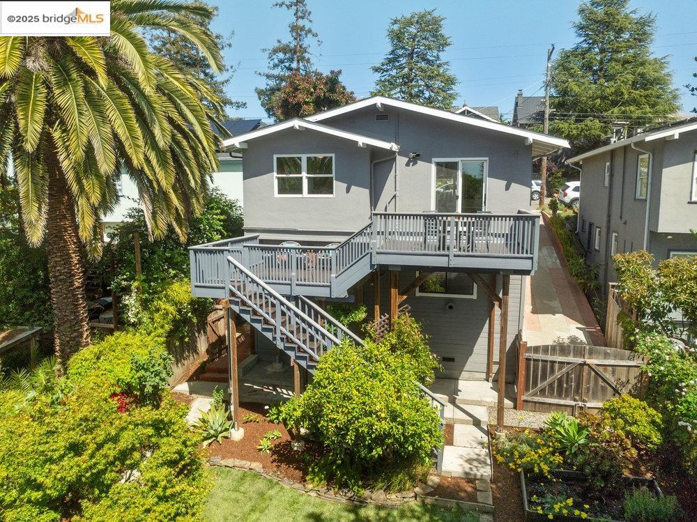 Detail Gallery Image 34 of 59 For 3941 Elston Ave, Oakland,  CA 94602 - 2 Beds | 2 Baths